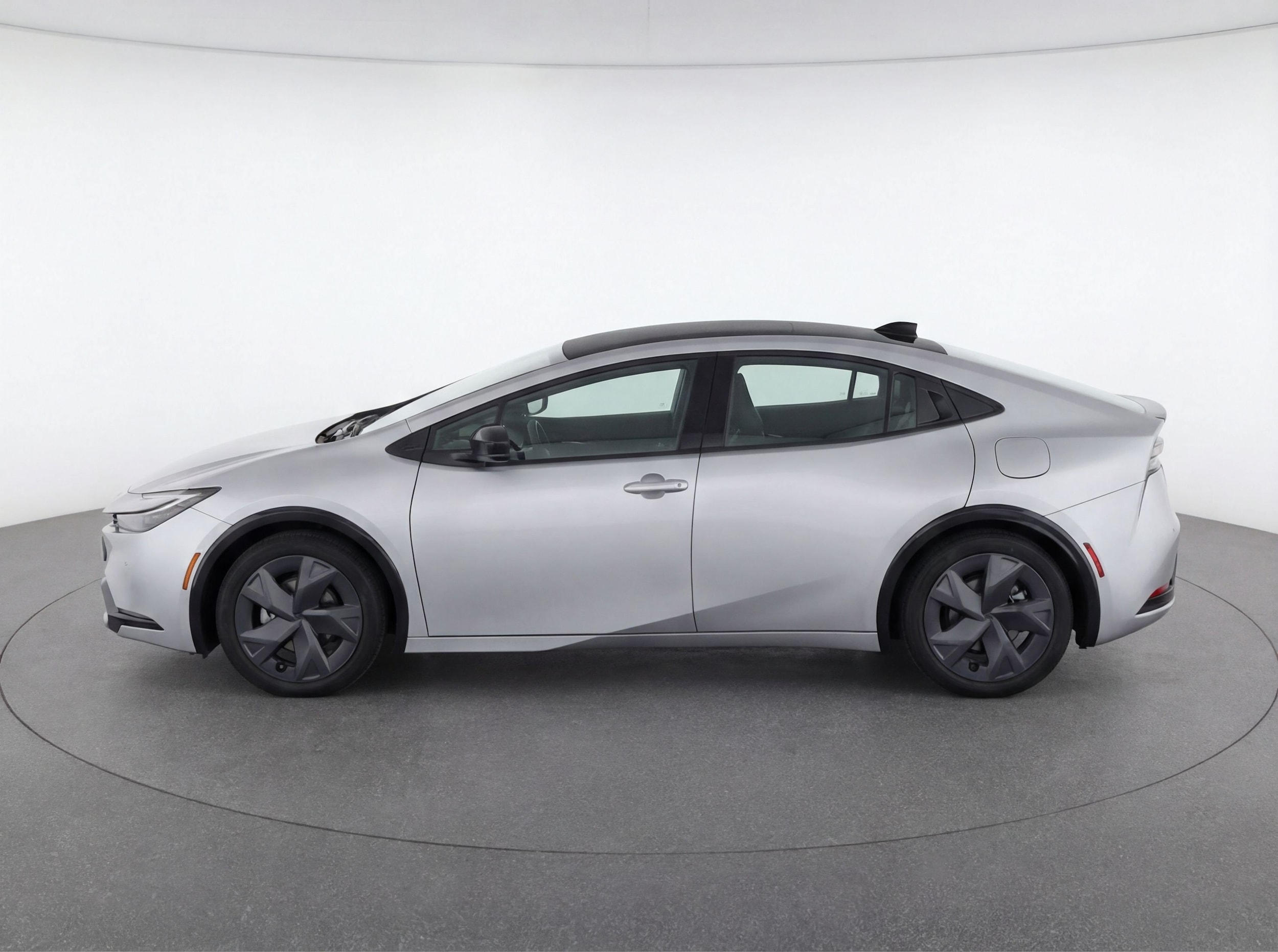 Thumbnail: 2025 Toyota Prius - 5
