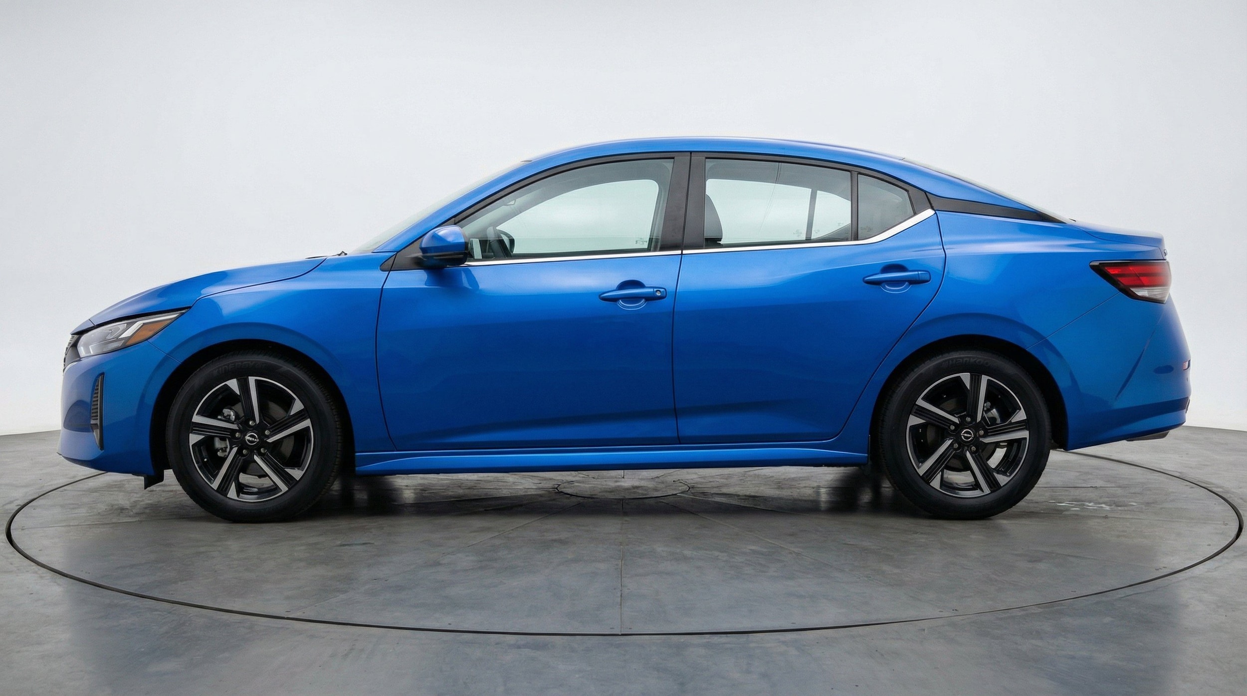 Thumbnail: 2025 Nissan Sentra - 5