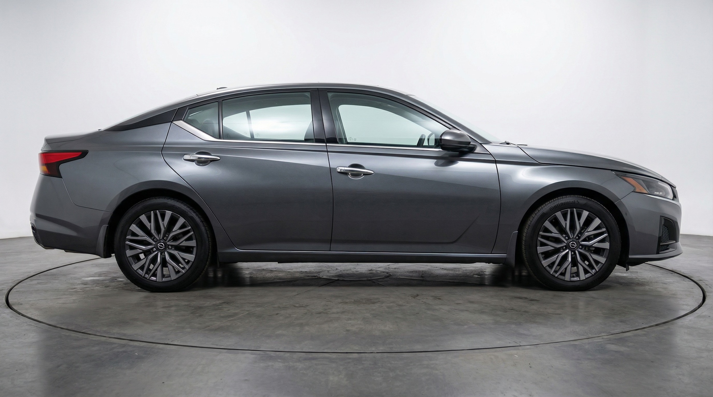 Thumbnail: 2025 Nissan Altima - 8