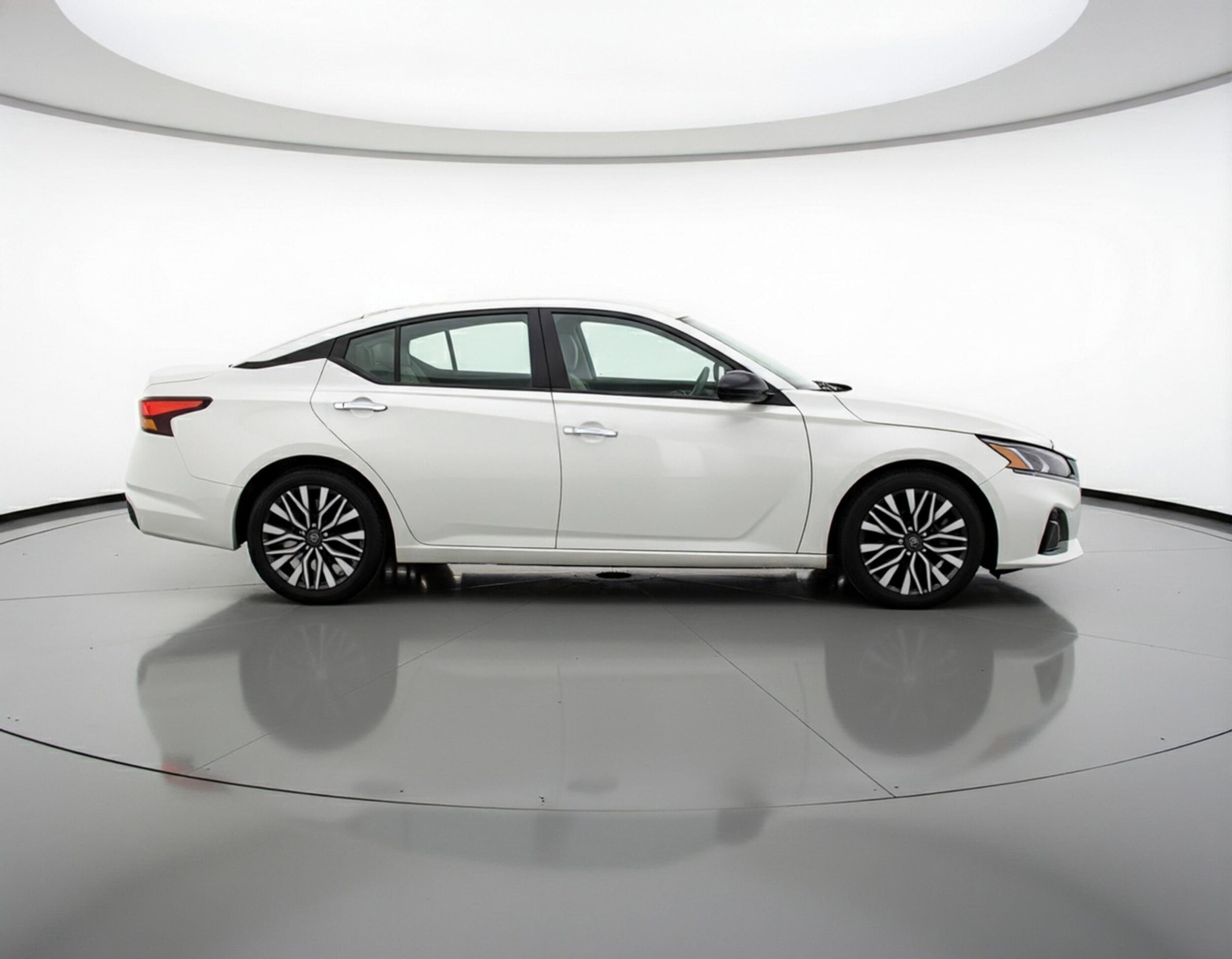 Thumbnail: 2025 Nissan Altima - 11