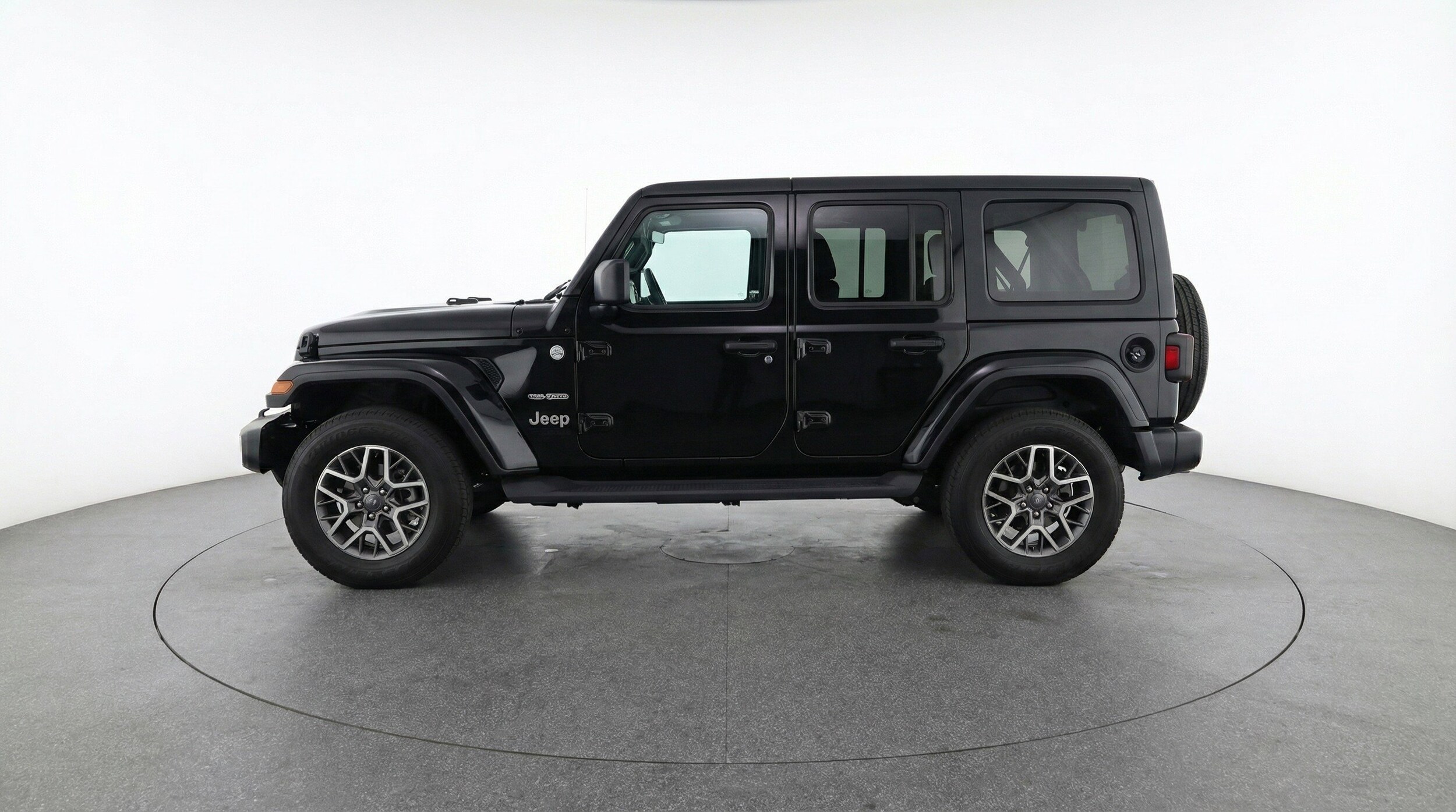 Thumbnail: 2025 Jeep Wrangler - 5