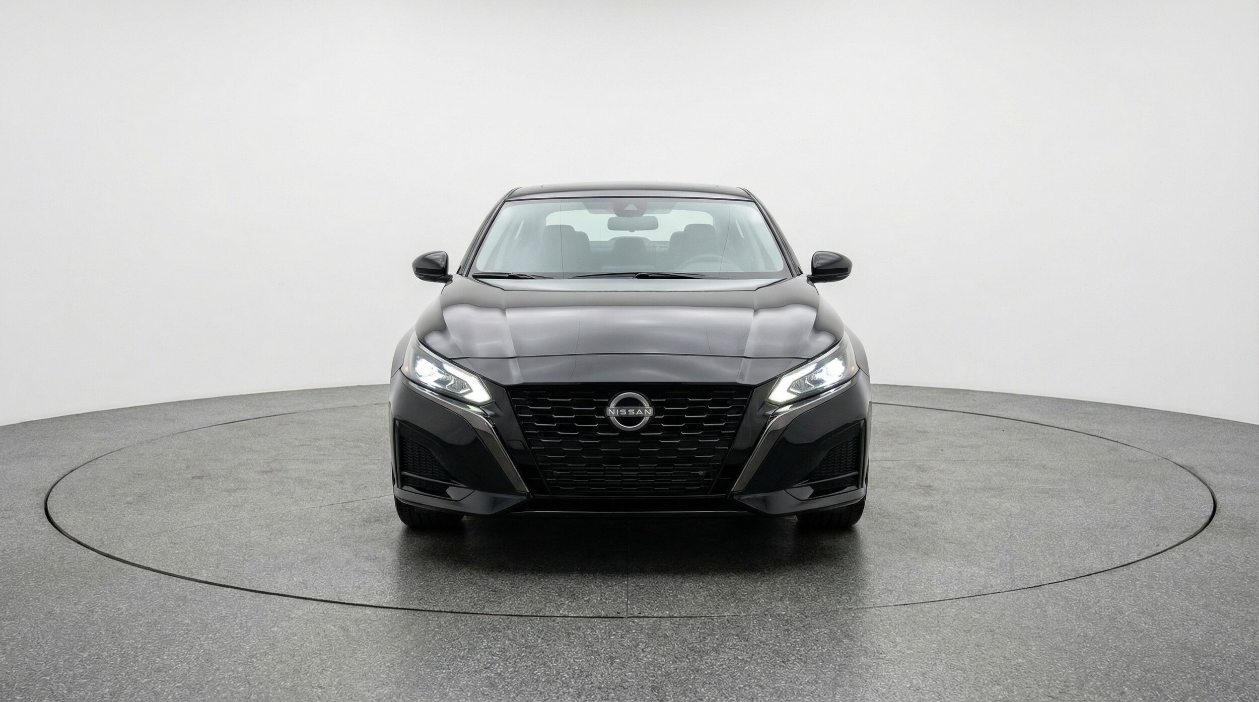 Thumbnail: 2025 Nissan Altima - 2