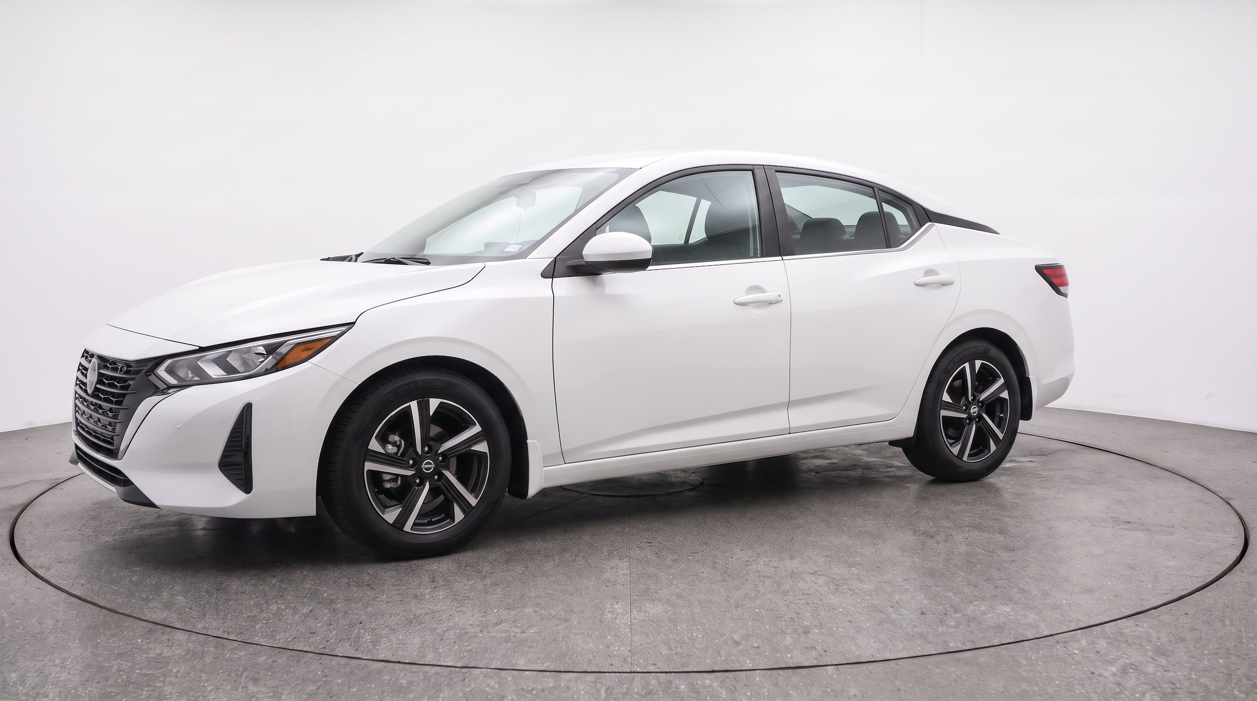 Thumbnail: 2025 Nissan Sentra - 3