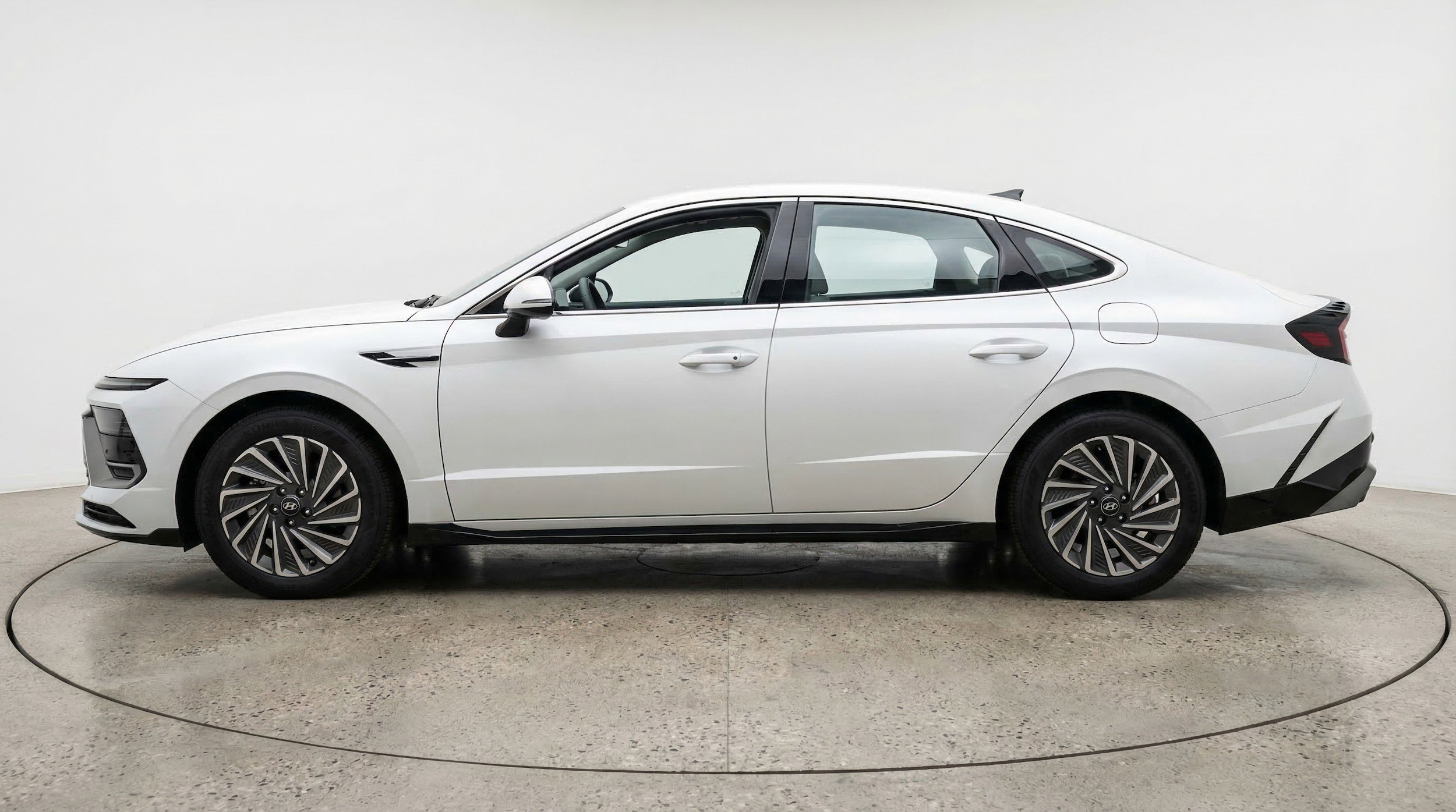 Thumbnail: 2025 Hyundai Sonata - 5