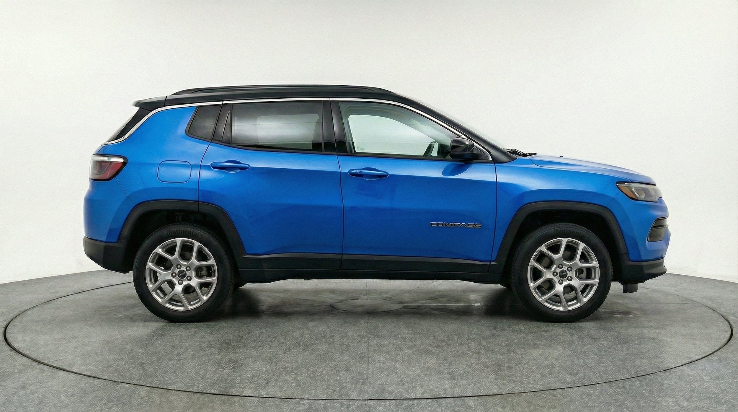 Thumbnail: 2025 Jeep Compass - 10