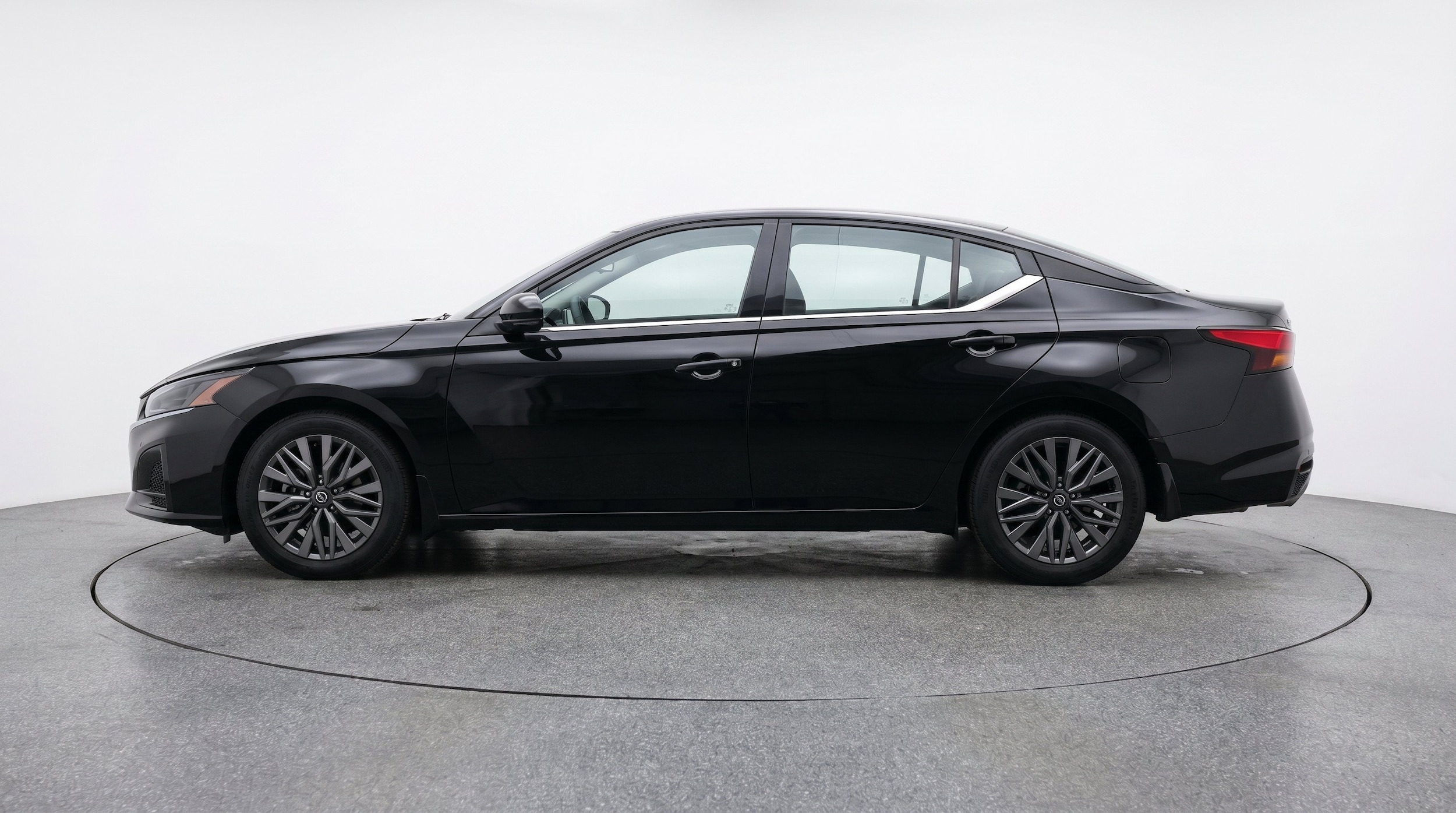 Thumbnail: 2026 Nissan Altima - 5