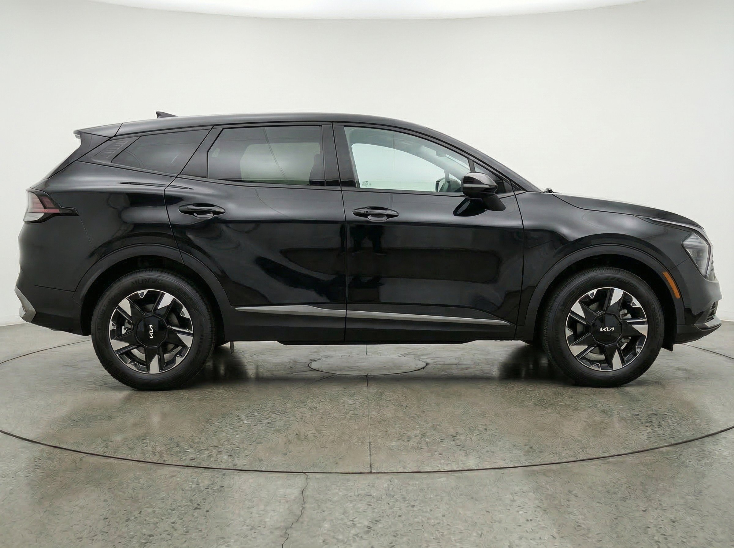 Thumbnail: 2026 Kia Sportage - 10