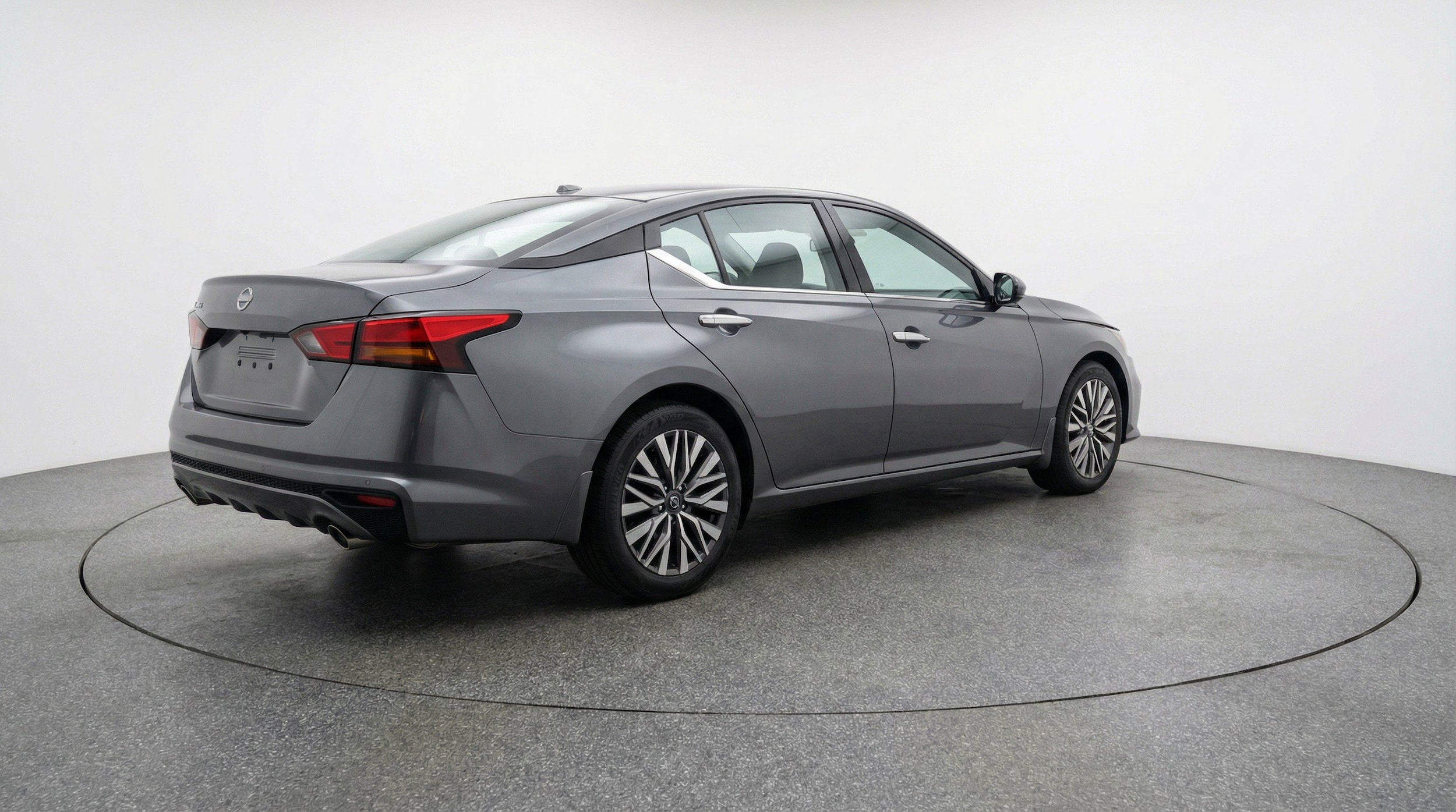 Thumbnail: 2025 Nissan Altima - 9