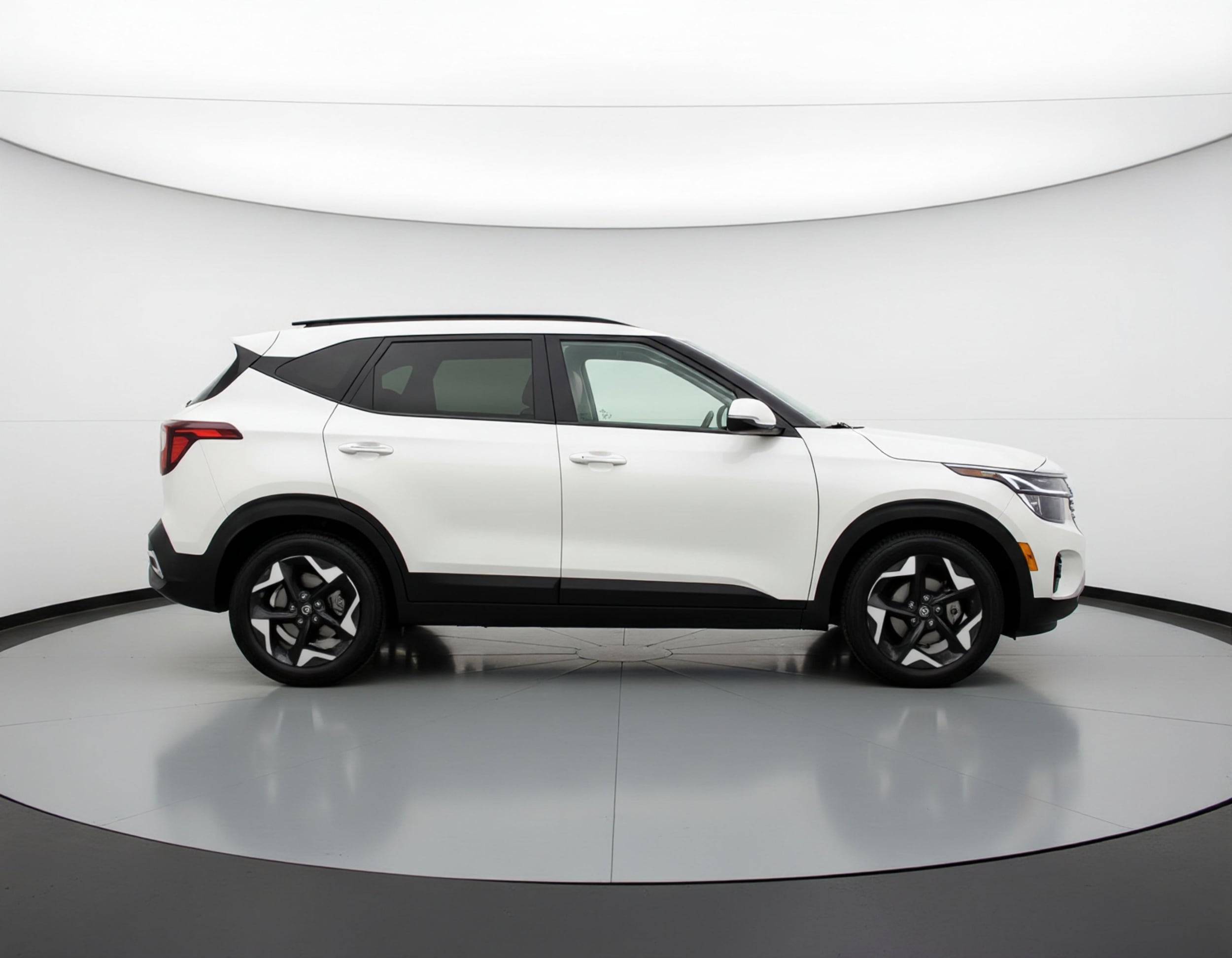 Thumbnail: 2025 Kia Seltos - 8