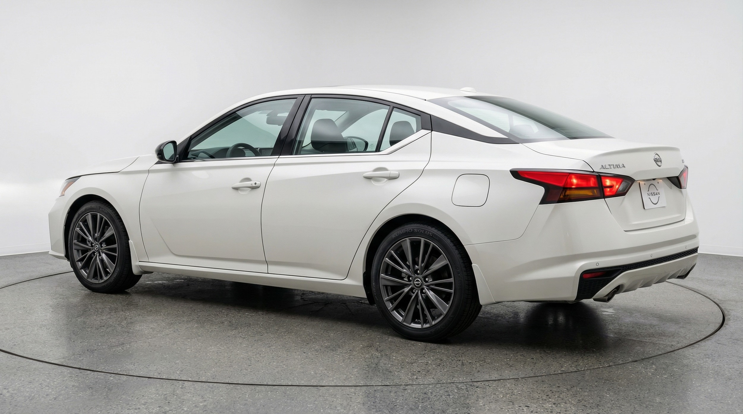 Thumbnail: 2025 Nissan Altima - 5