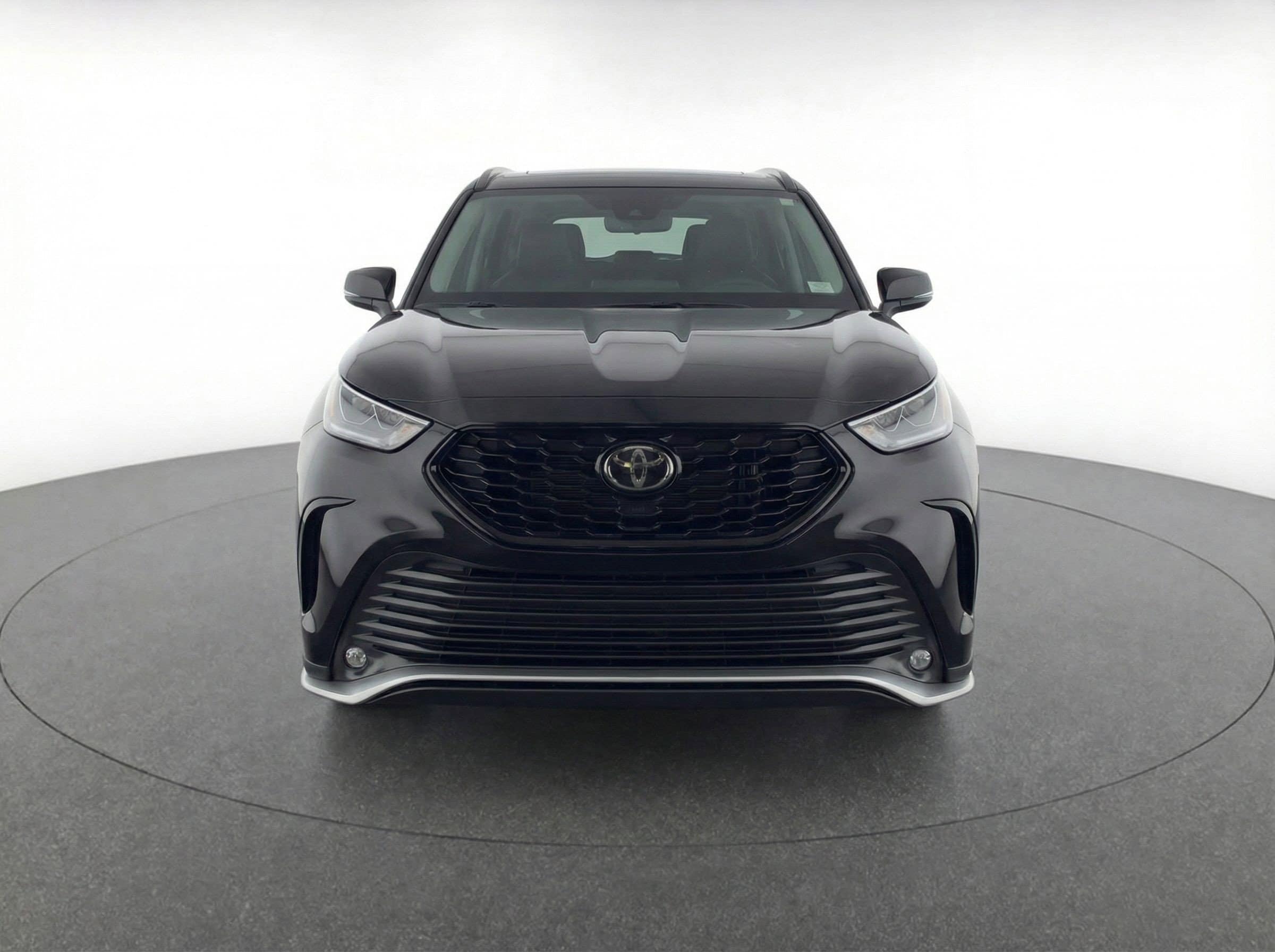 Thumbnail: 2024 Toyota Highlander - 2