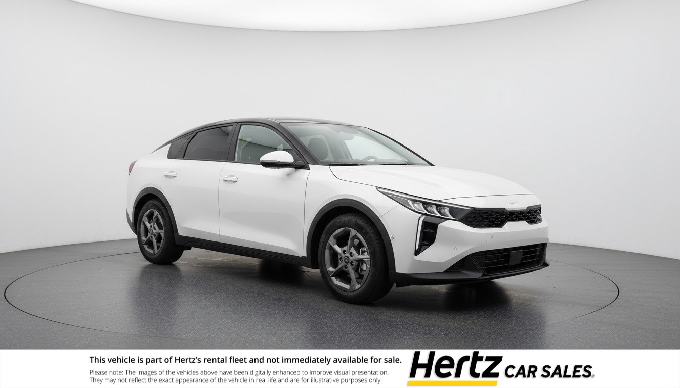 Thumbnail: 2026 Kia K4 - 1