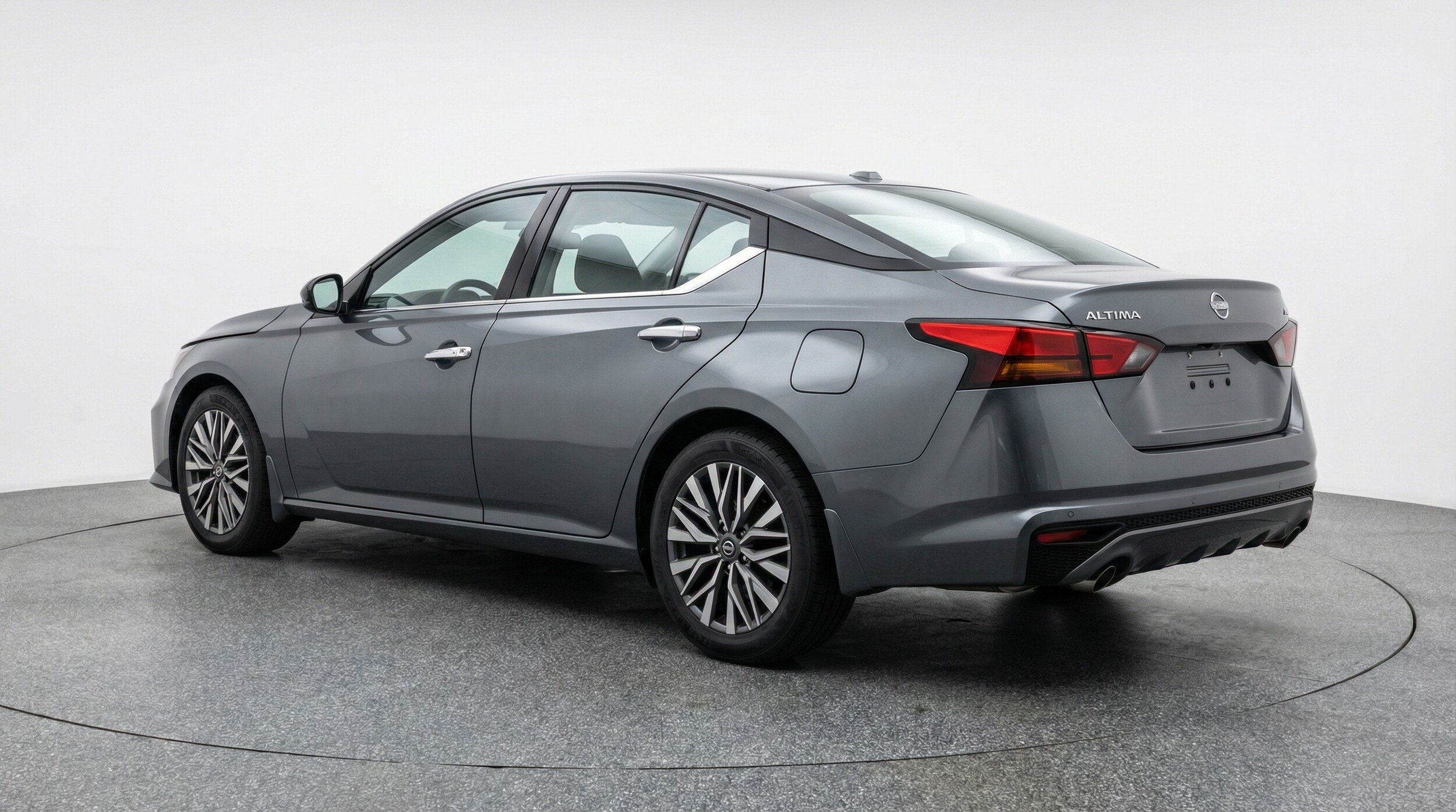 Thumbnail: 2025 Nissan Altima - 5