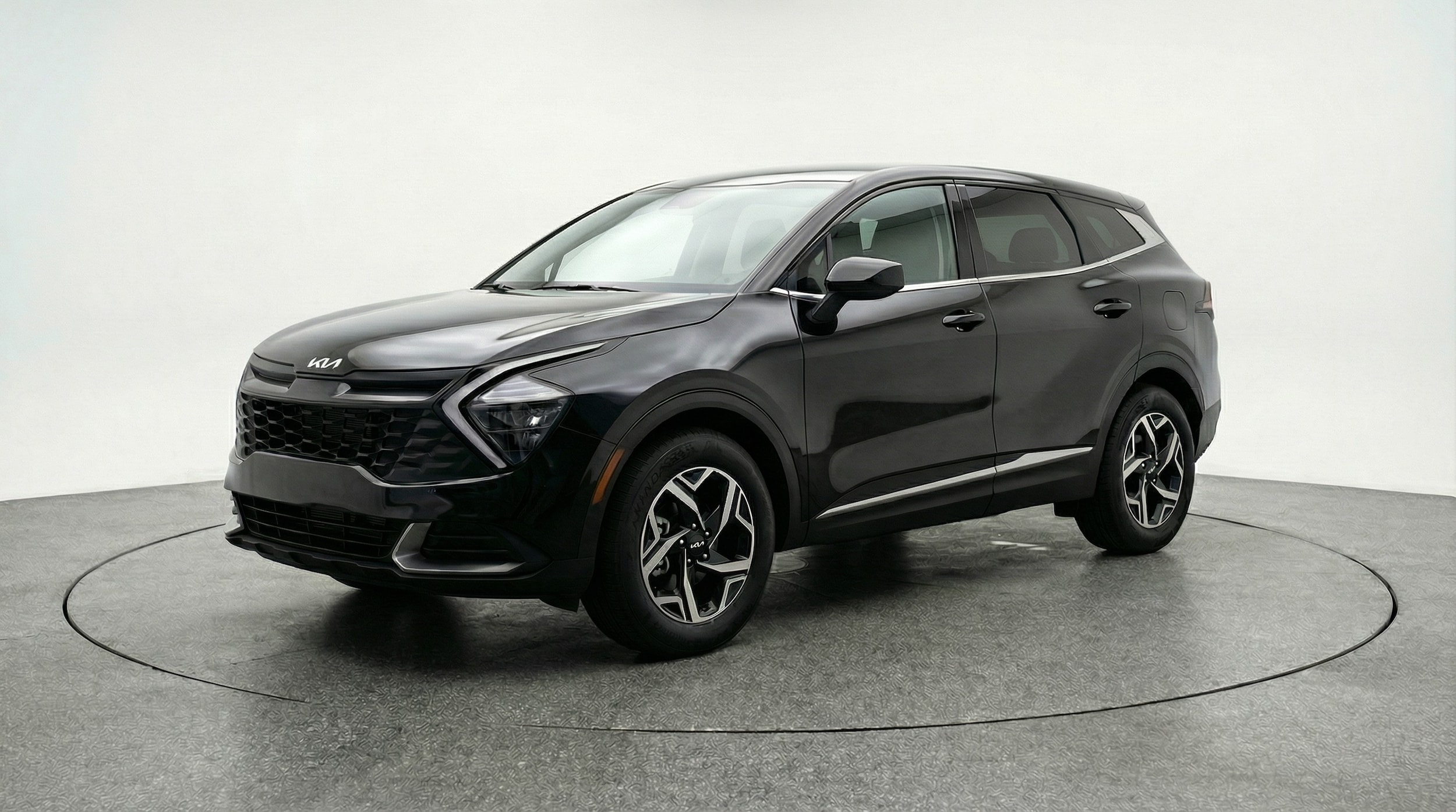 Thumbnail: 2025 Kia Sportage - 3