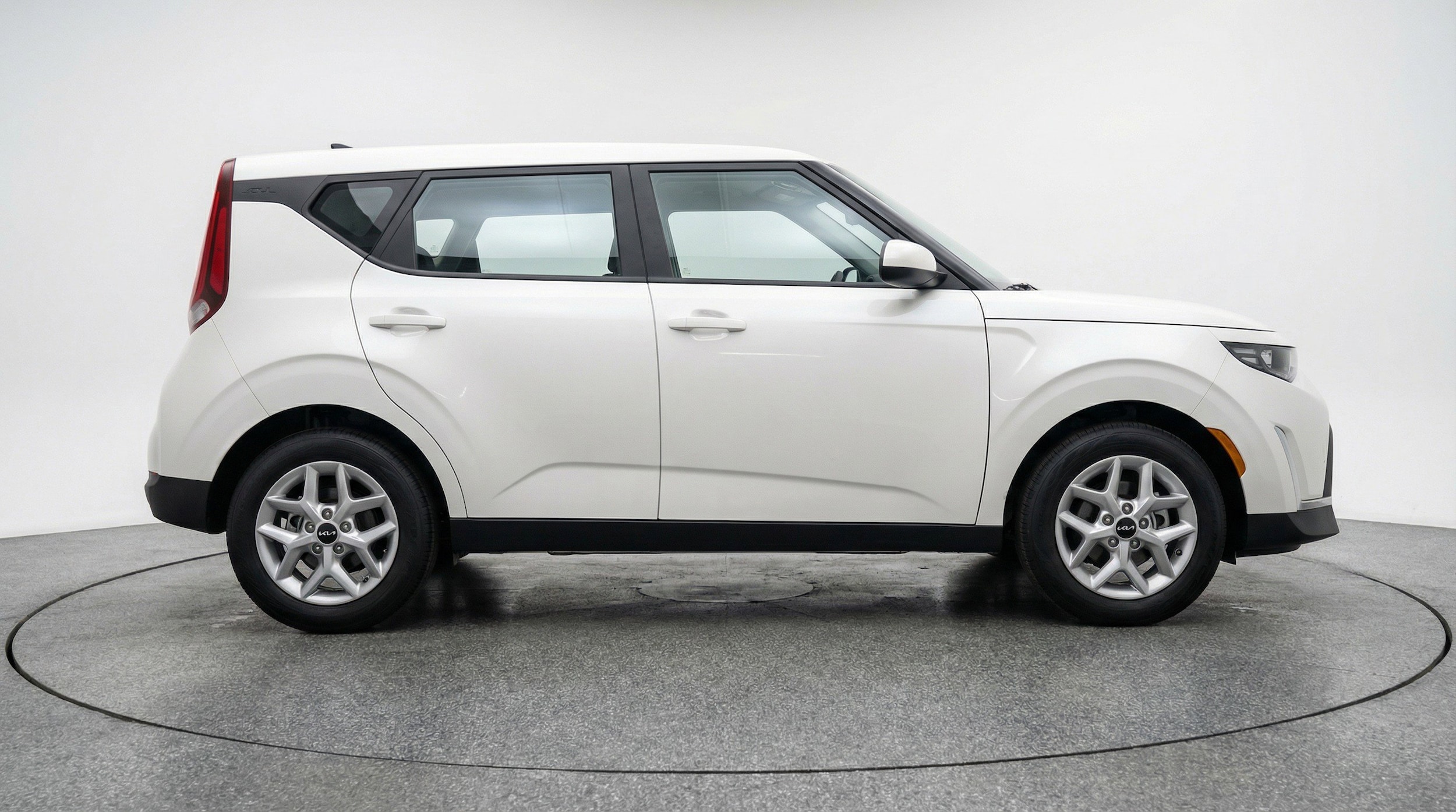 Thumbnail: 2025 Kia Soul - 11