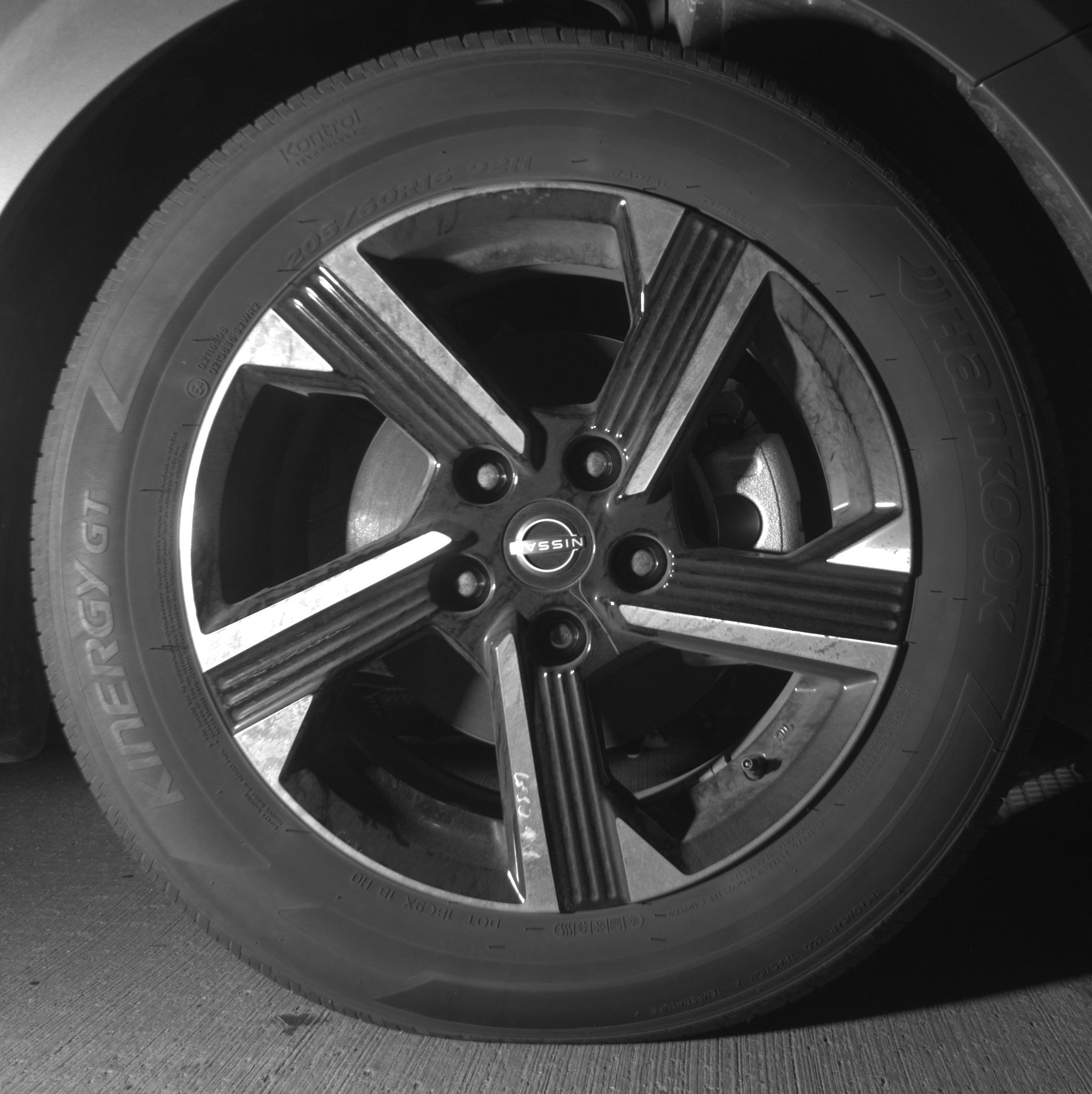 Thumbnail: 2025 Nissan Sentra - 10