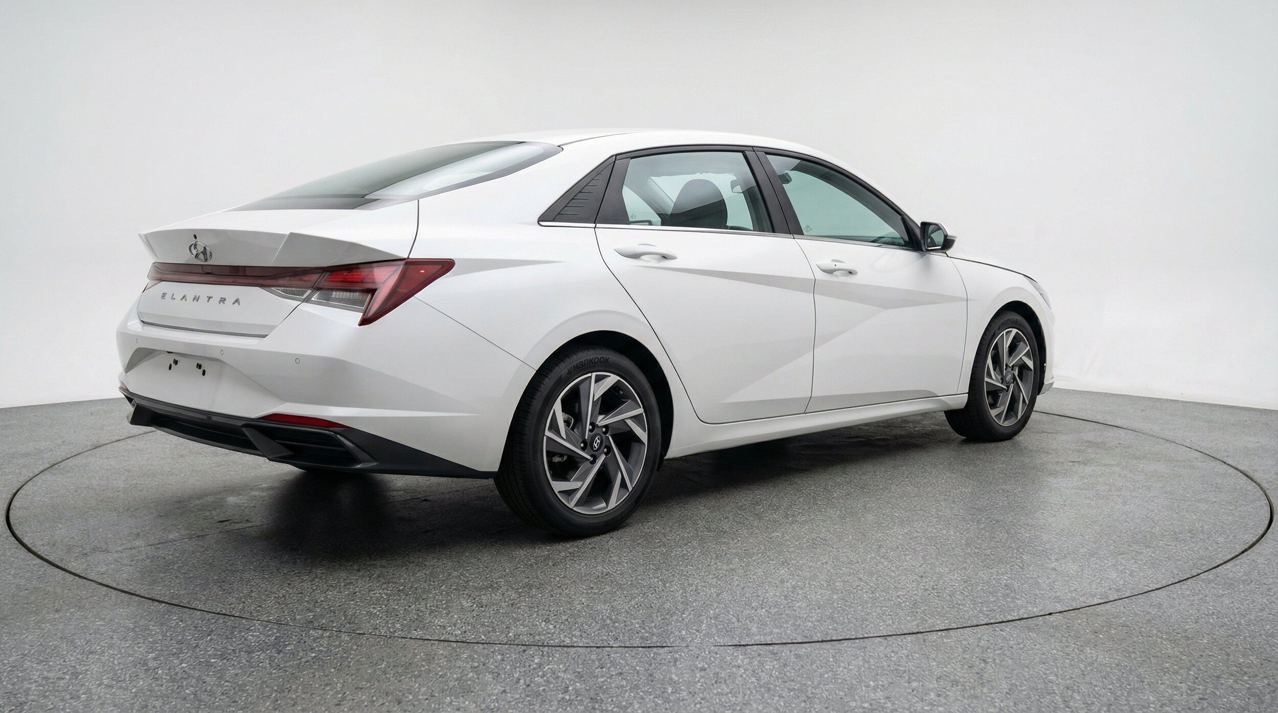 Thumbnail: 2025 Hyundai Elantra - 9