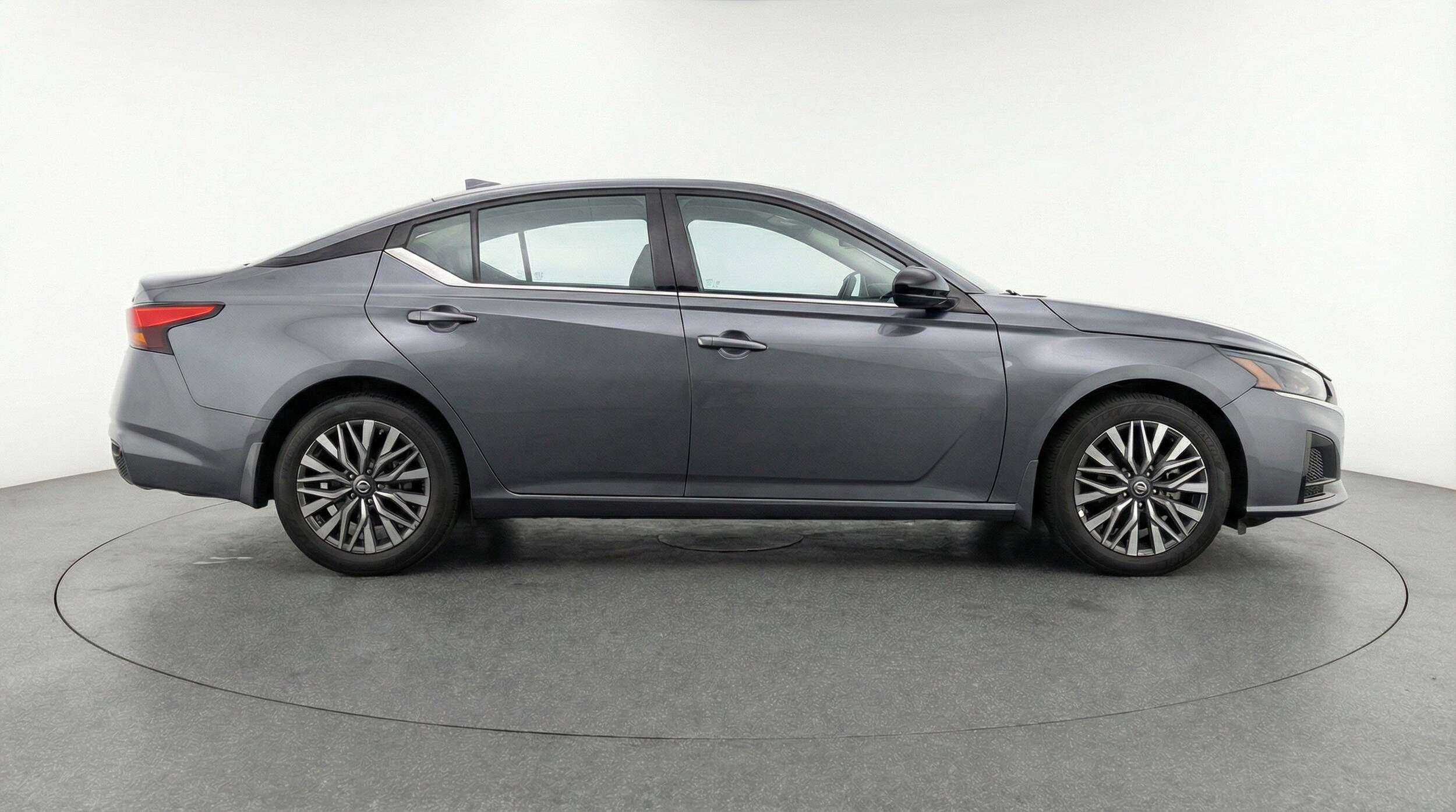 Thumbnail: 2025 Nissan Altima - 11