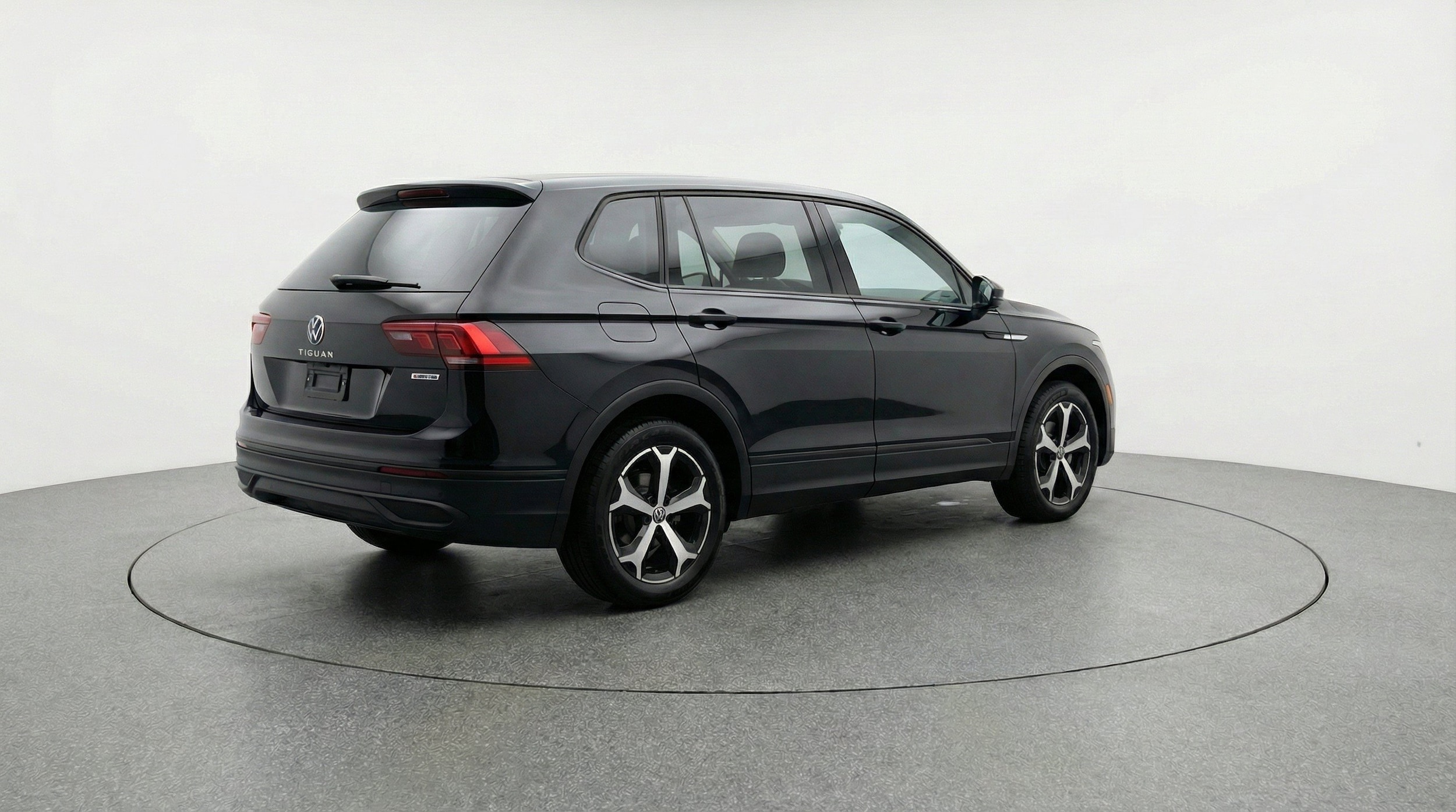 Thumbnail: 2026 Volkswagen Tiguan - 9