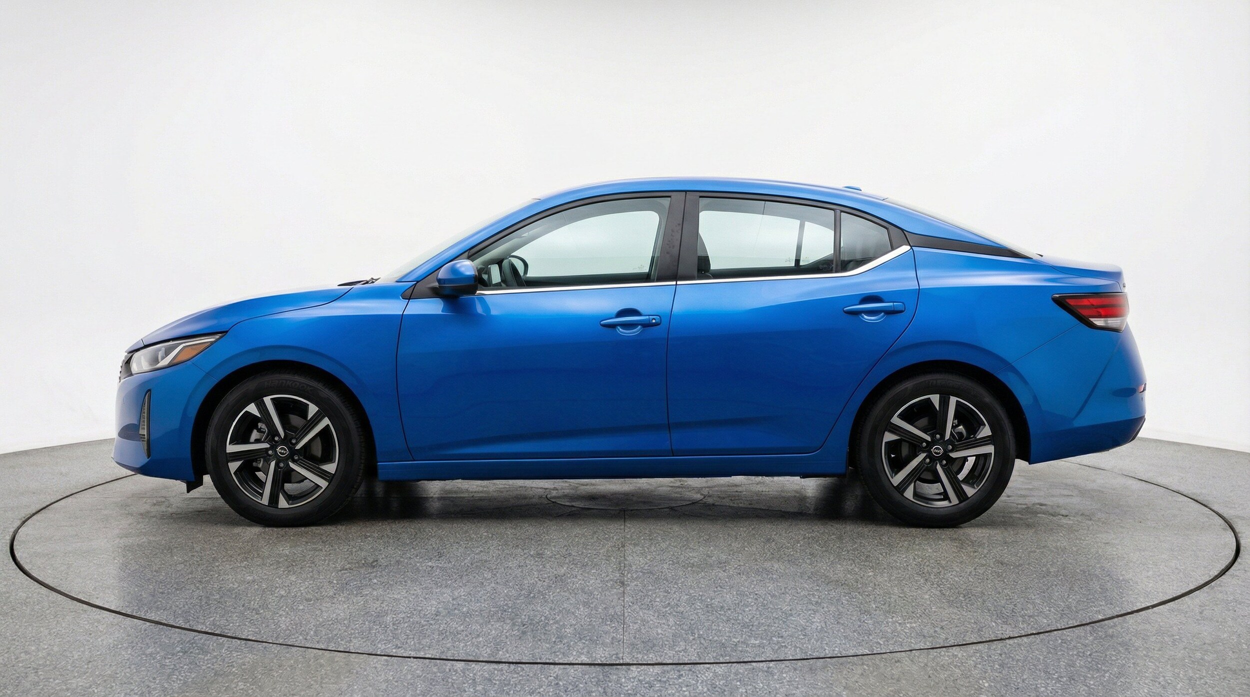Thumbnail: 2025 Nissan Sentra - 5