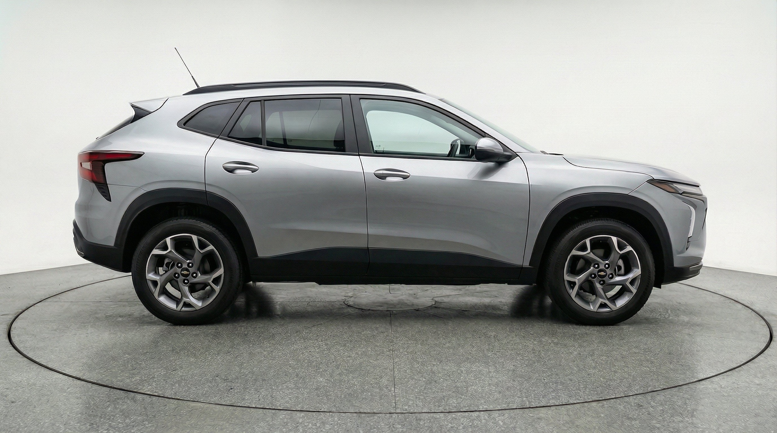 Thumbnail: 2025 Chevrolet Trax - 11