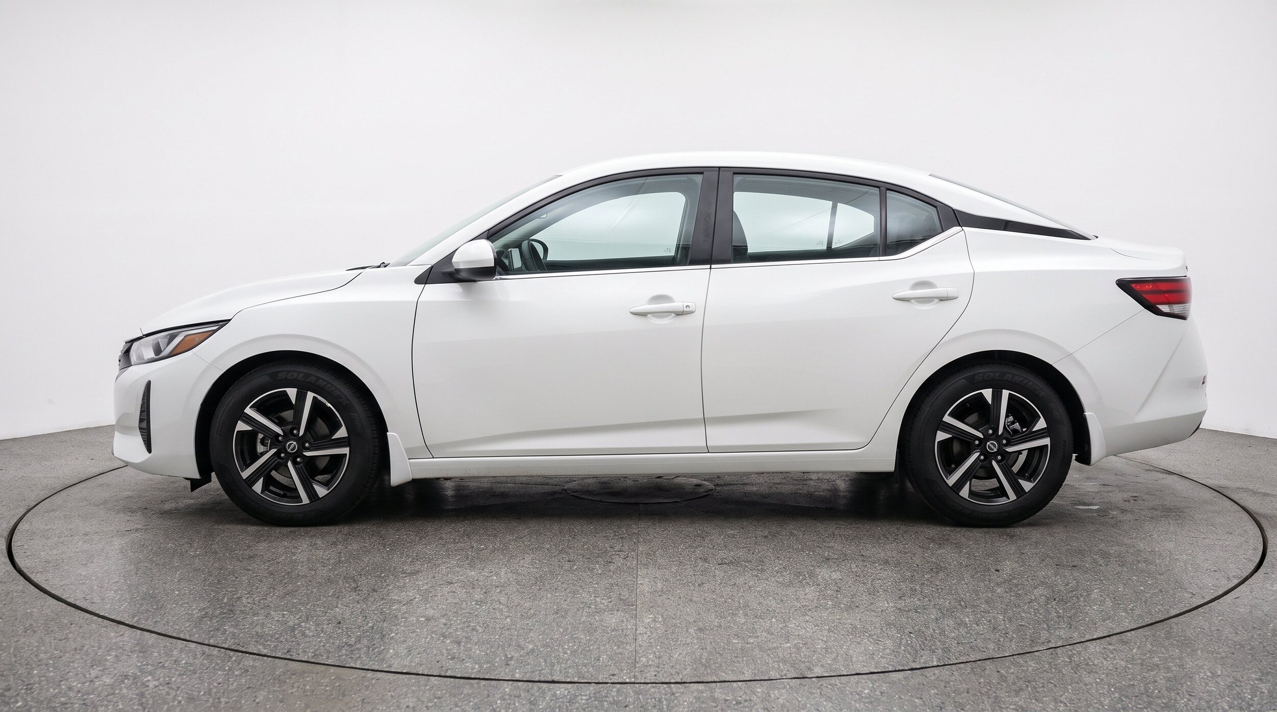 Thumbnail: 2025 Nissan Sentra - 5
