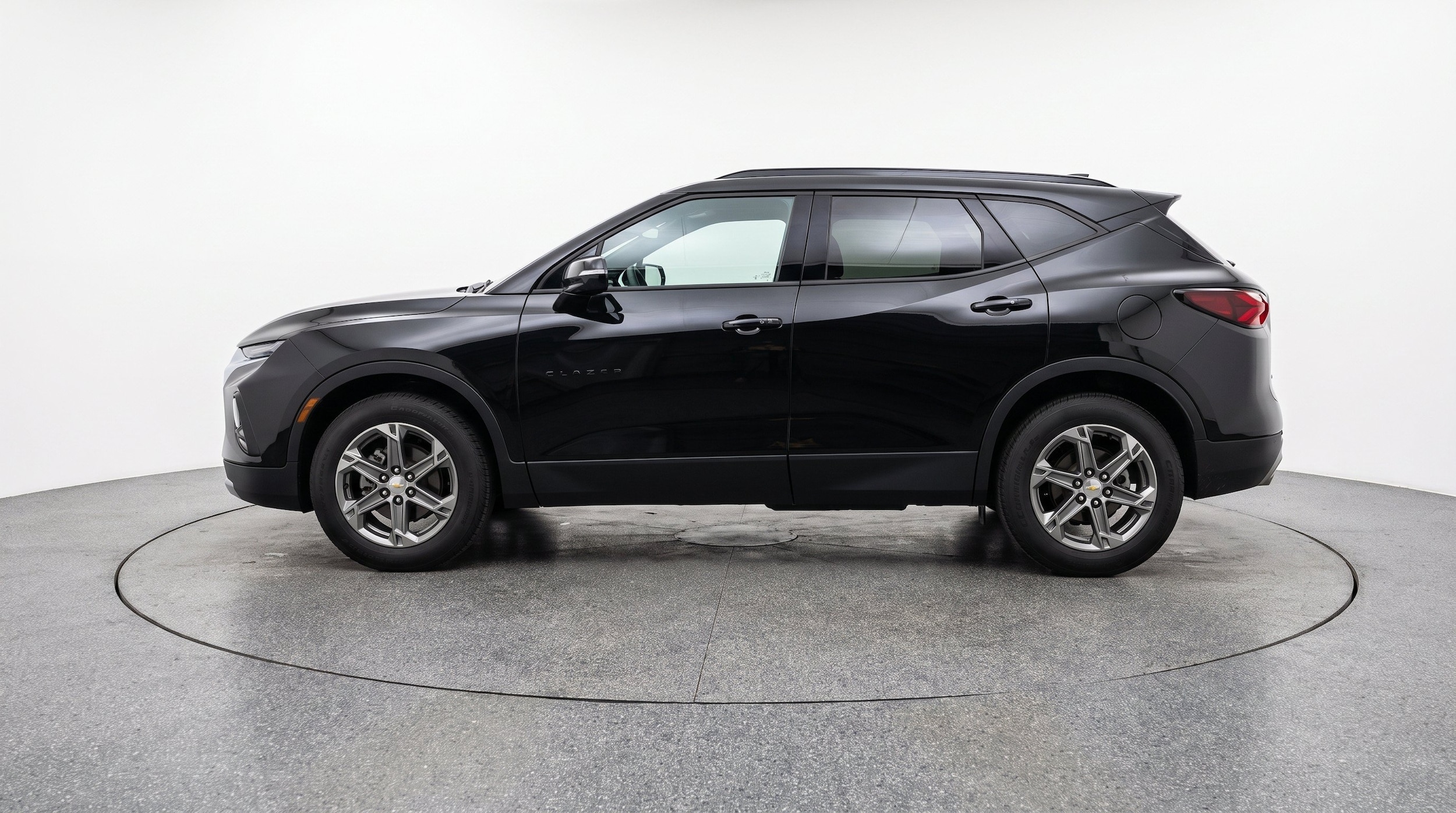 Thumbnail: 2025 Chevrolet Blazer - 5