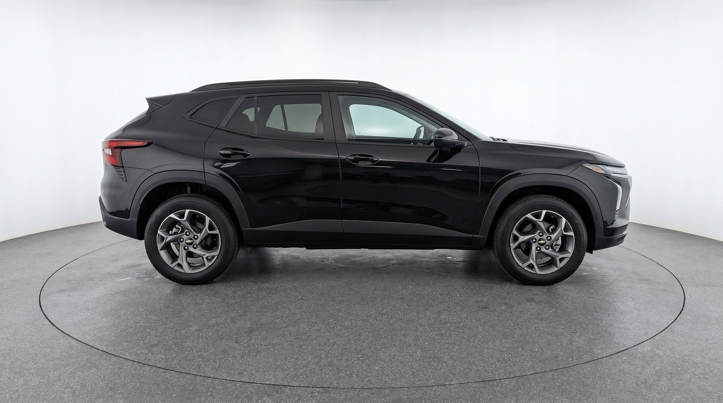 Thumbnail: 2025 Chevrolet Trax - 11