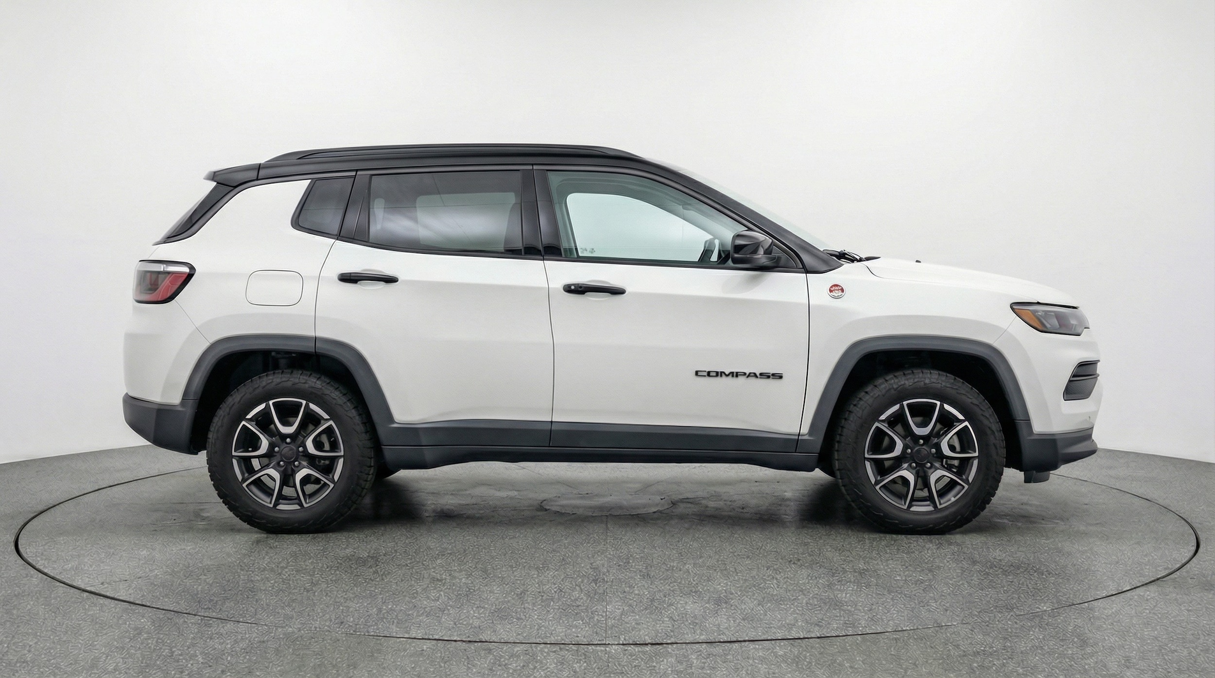 Thumbnail: 2025 Jeep Compass - 8