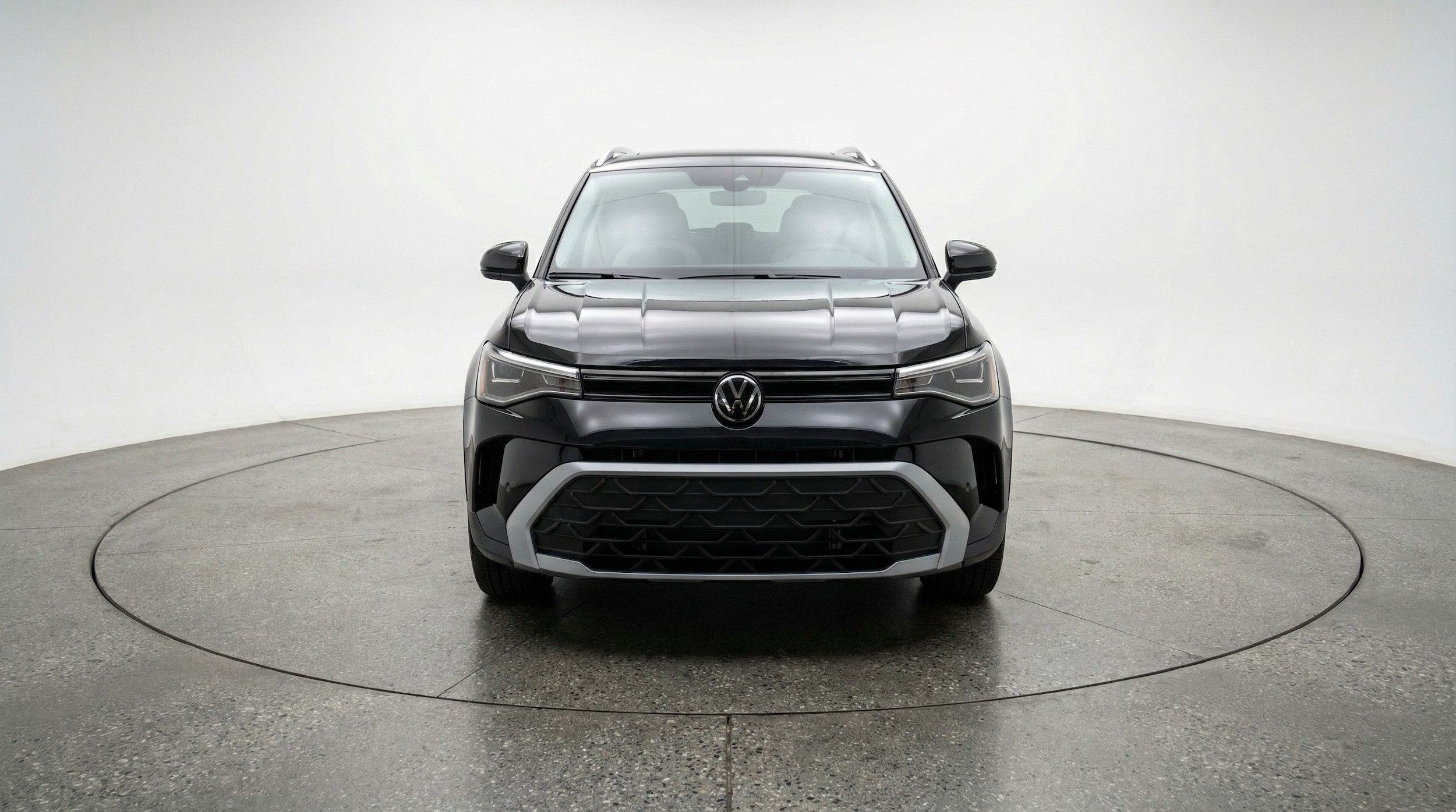 Thumbnail: 2025 Volkswagen Taos - 2