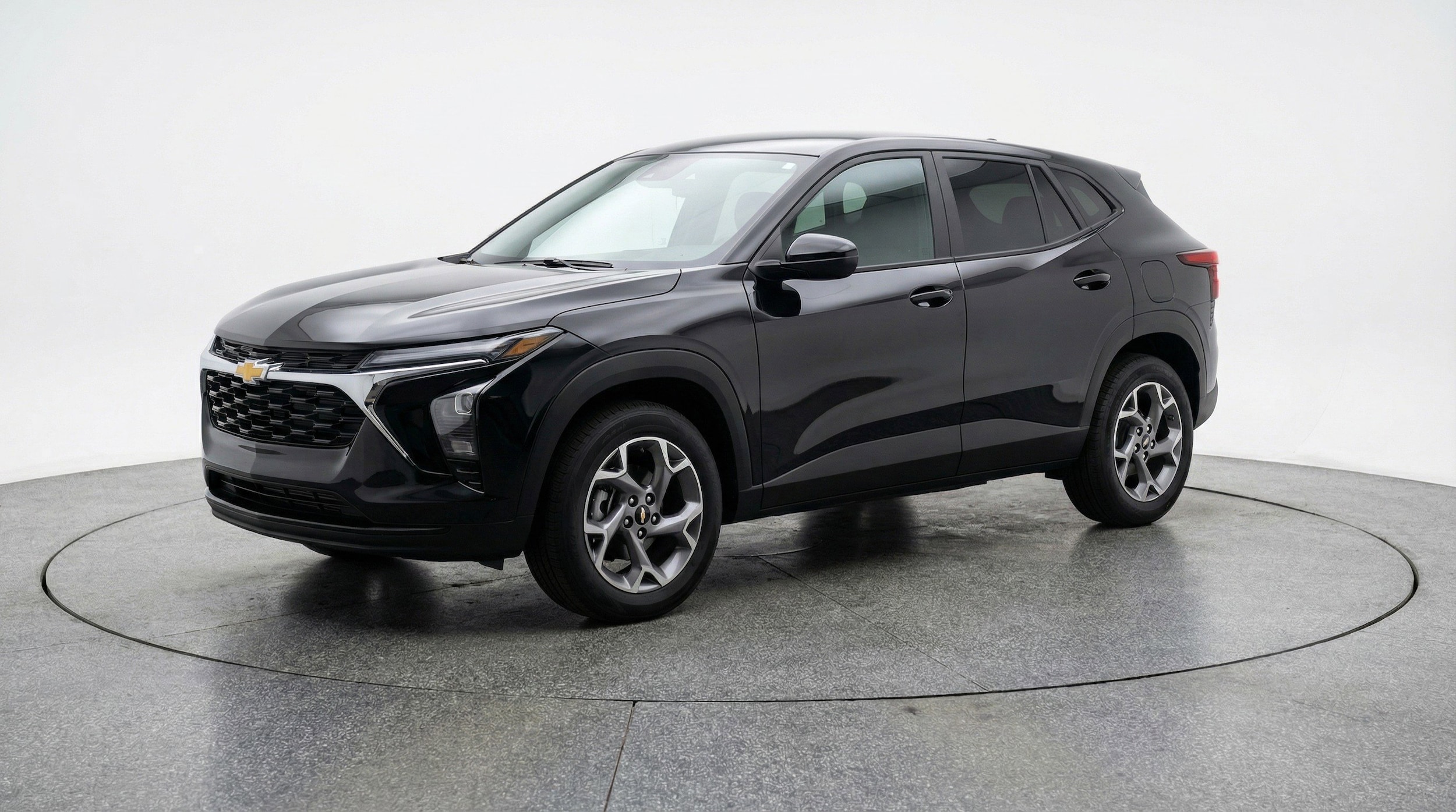 Thumbnail: 2025 Chevrolet Trax - 3