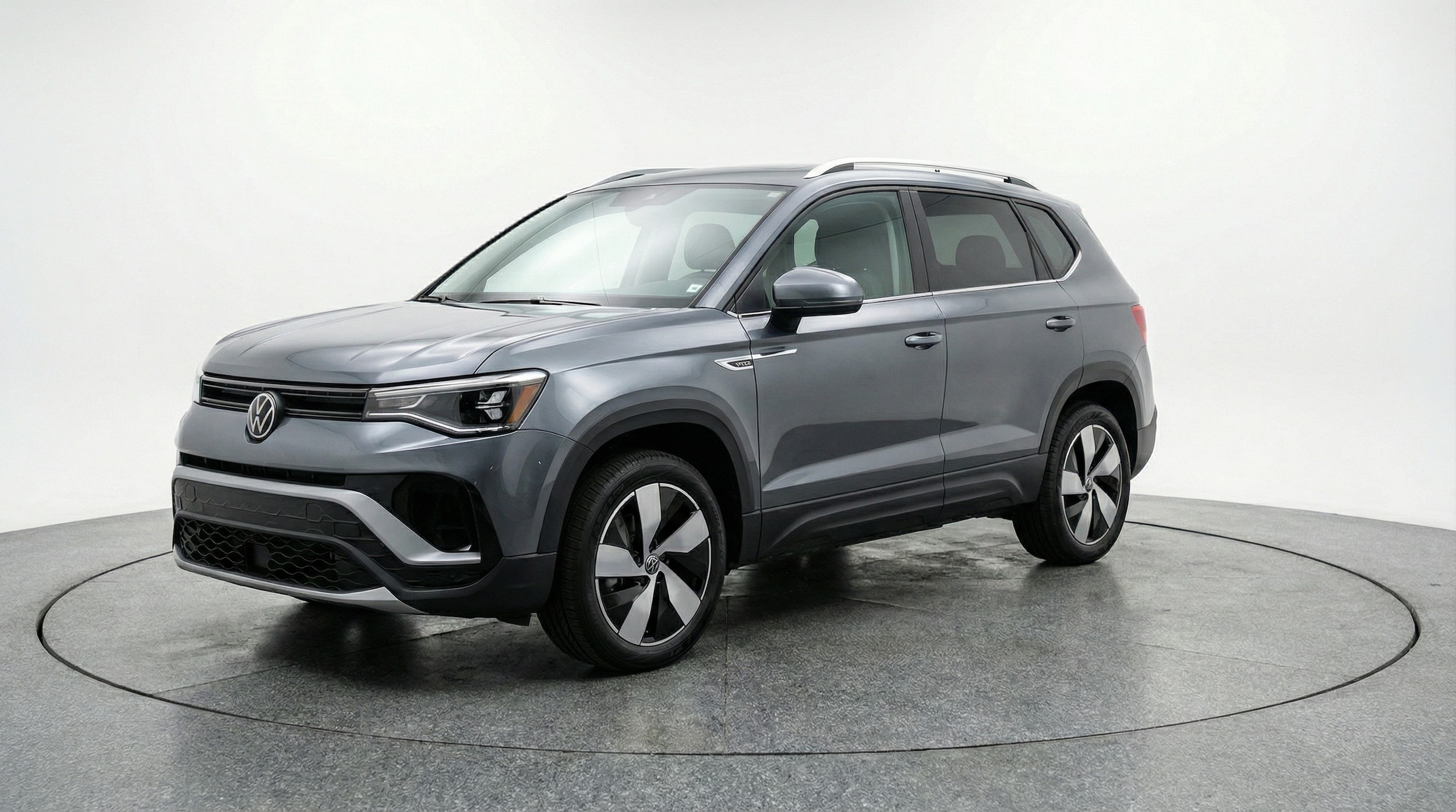 Thumbnail: 2025 Volkswagen Taos - 3