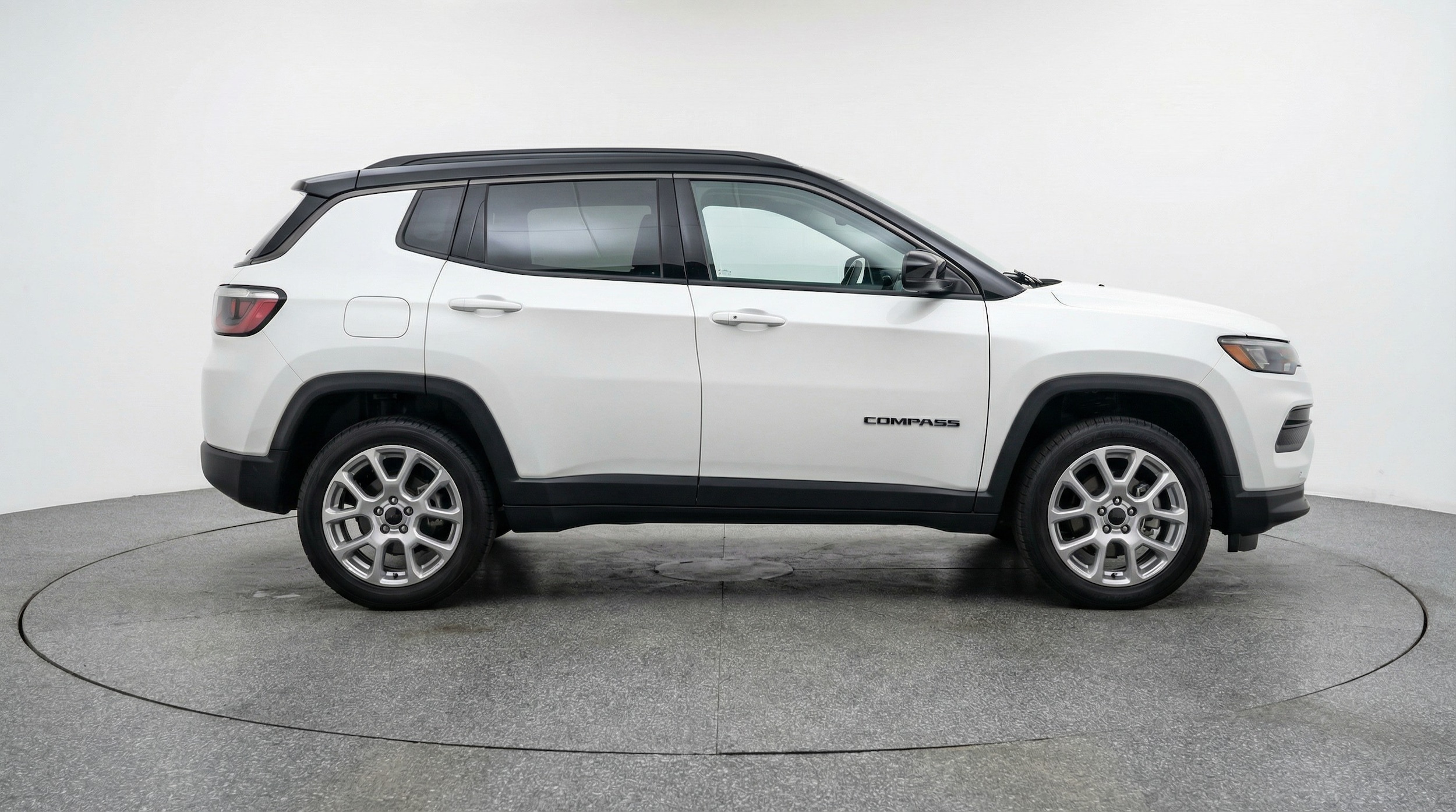Thumbnail: 2025 Jeep Compass - 8