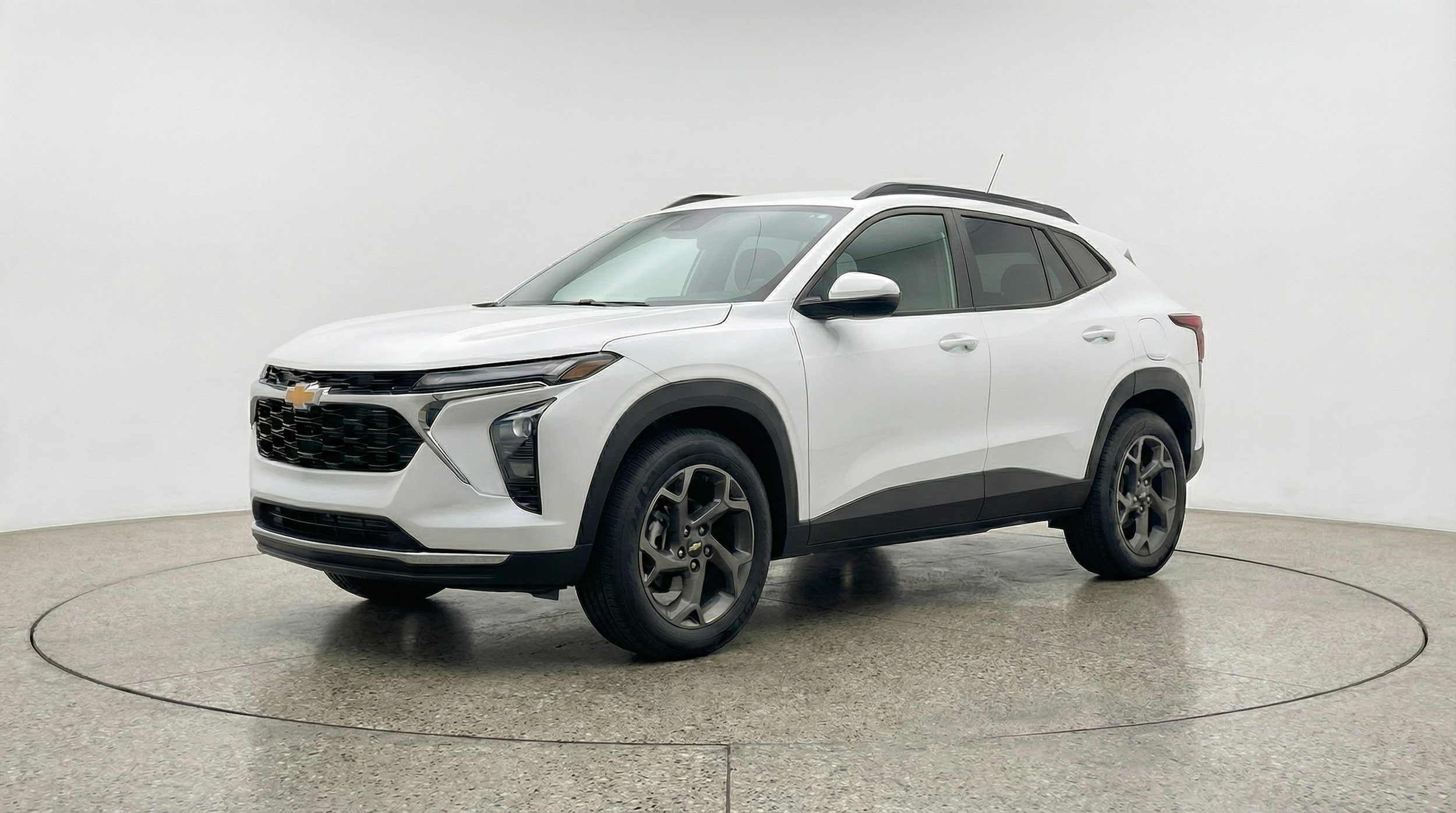 Thumbnail: 2025 Chevrolet Trax - 3