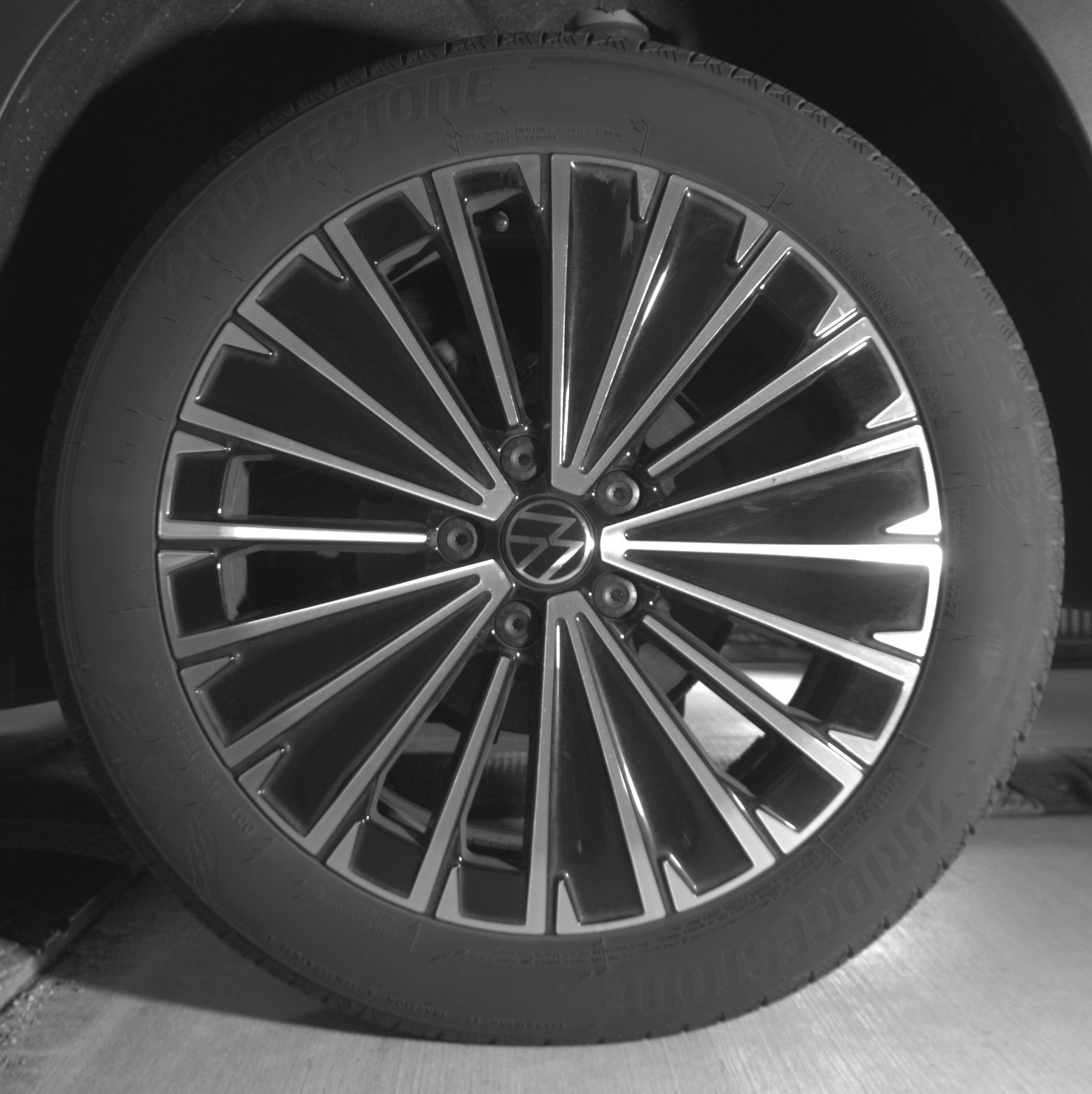 Thumbnail: 2025 Volkswagen Taos - 14