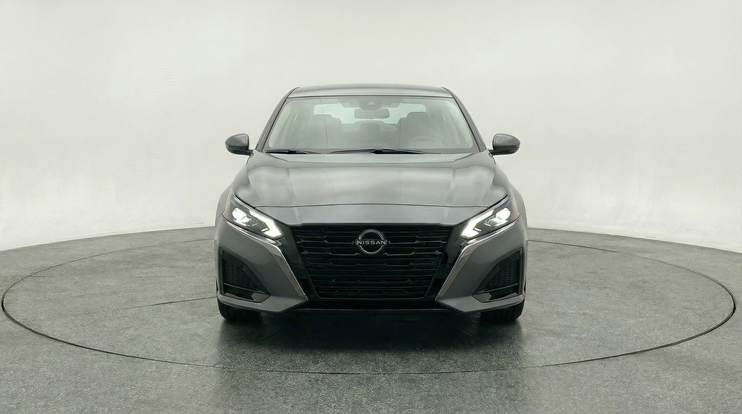 Thumbnail: 2025 Nissan Altima - 2