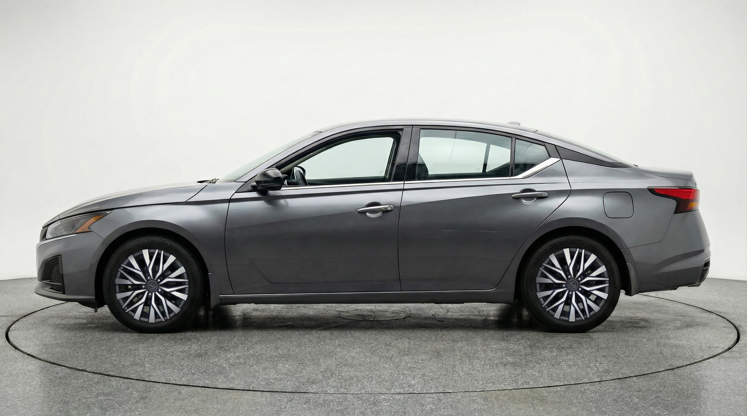 Thumbnail: 2025 Nissan Altima - 4