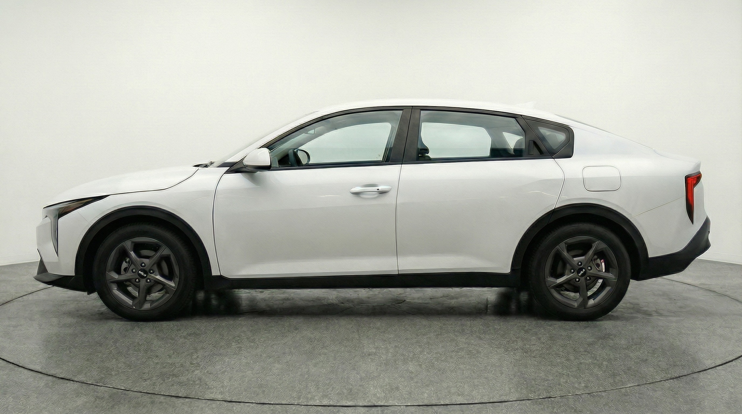 Thumbnail: 2025 Kia K4 - 4