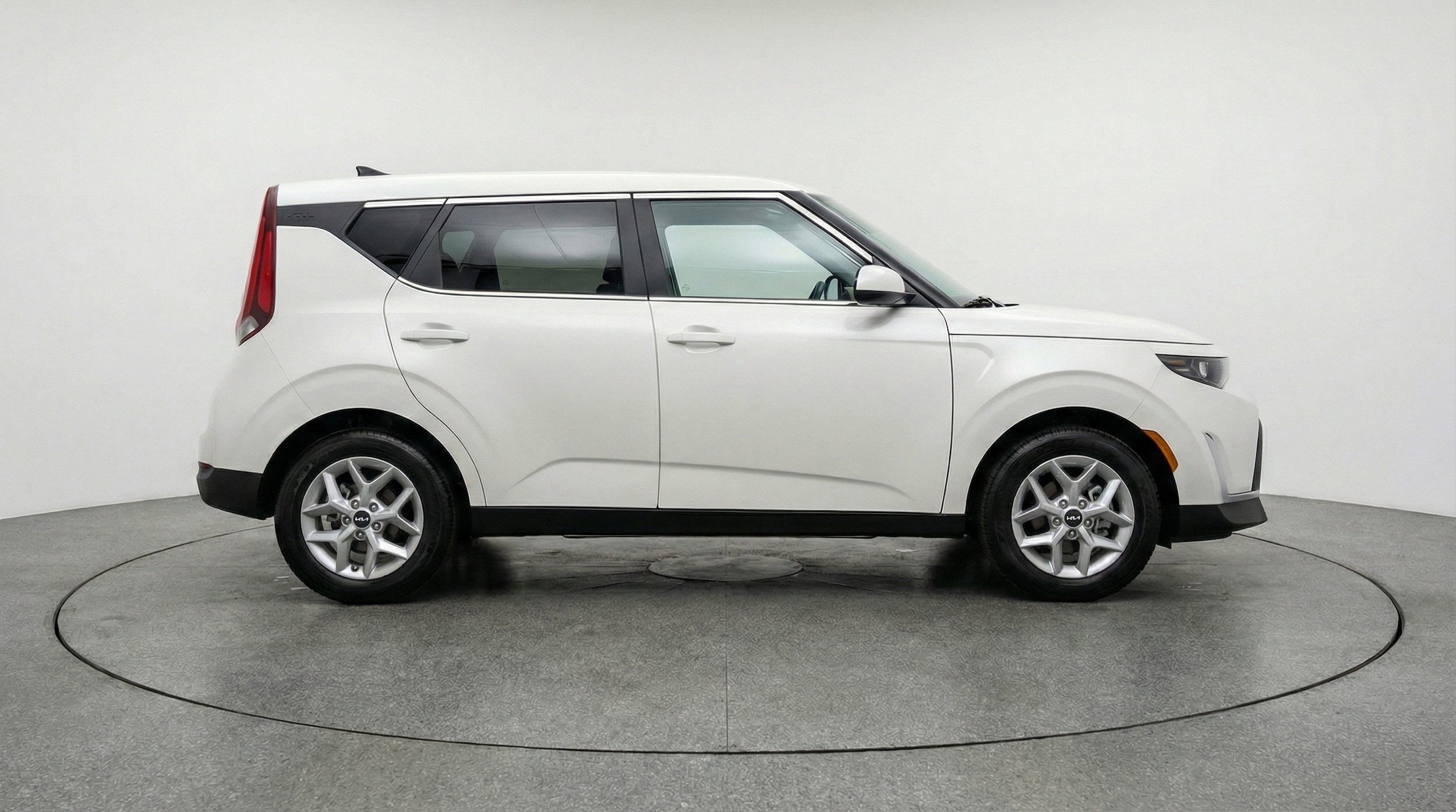 Thumbnail: 2025 Kia Soul - 11