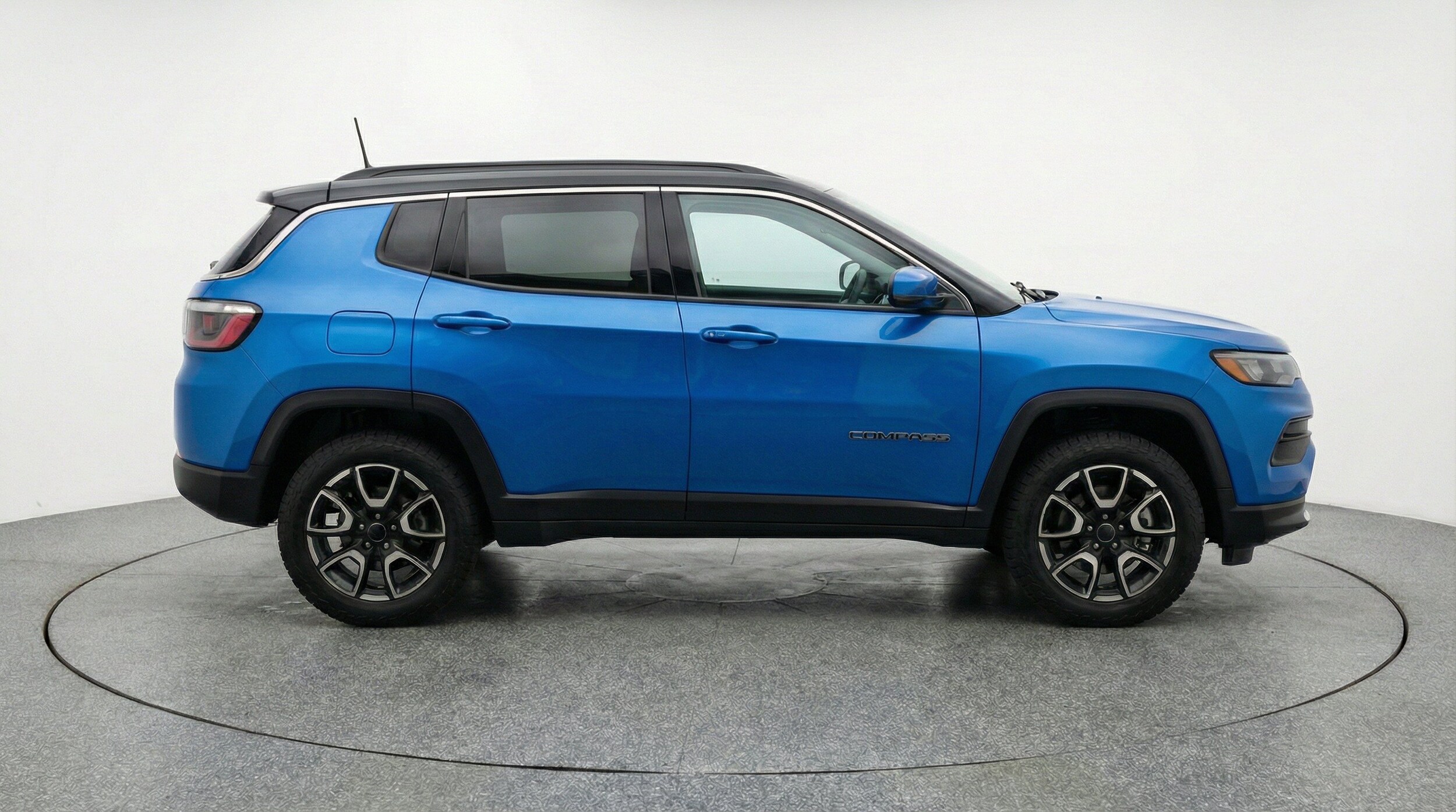 Thumbnail: 2025 Jeep Compass - 11