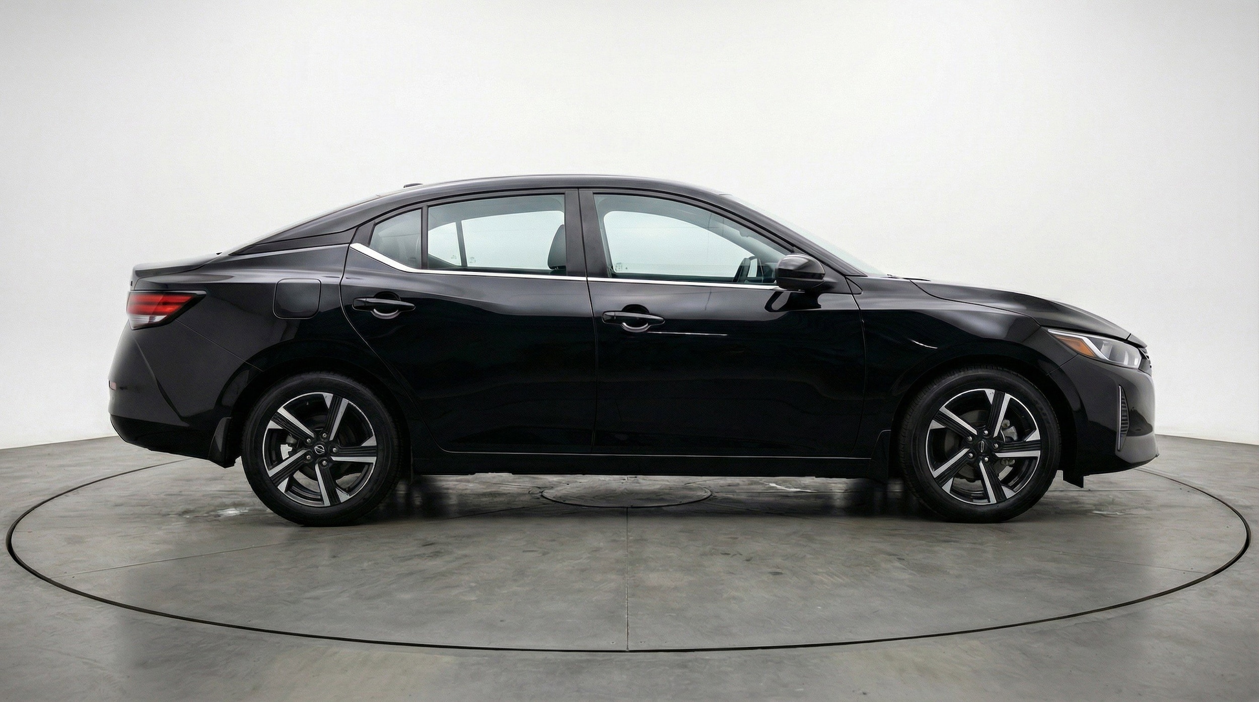 Thumbnail: 2025 Nissan Sentra - 11
