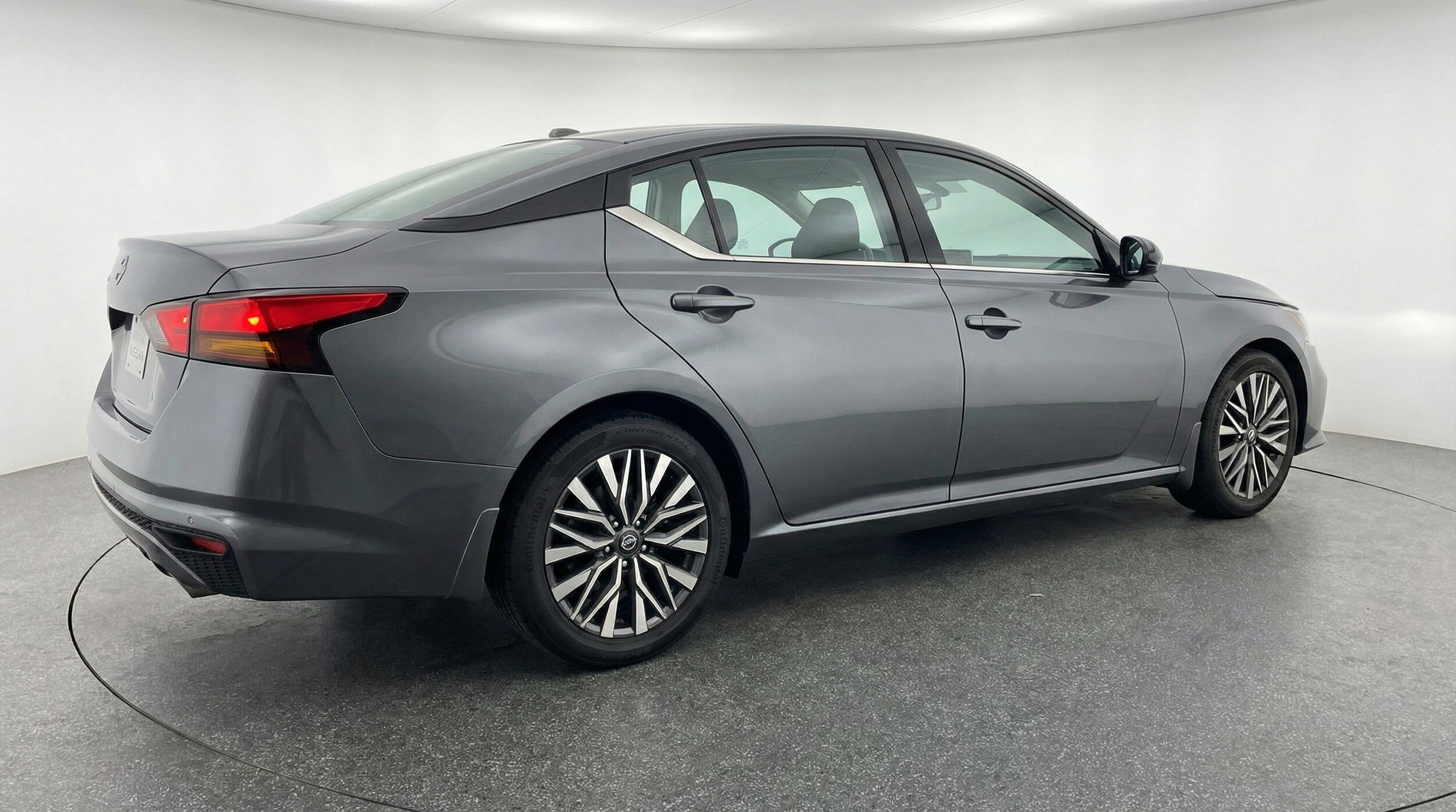 Thumbnail: 2025 Nissan Altima - 9