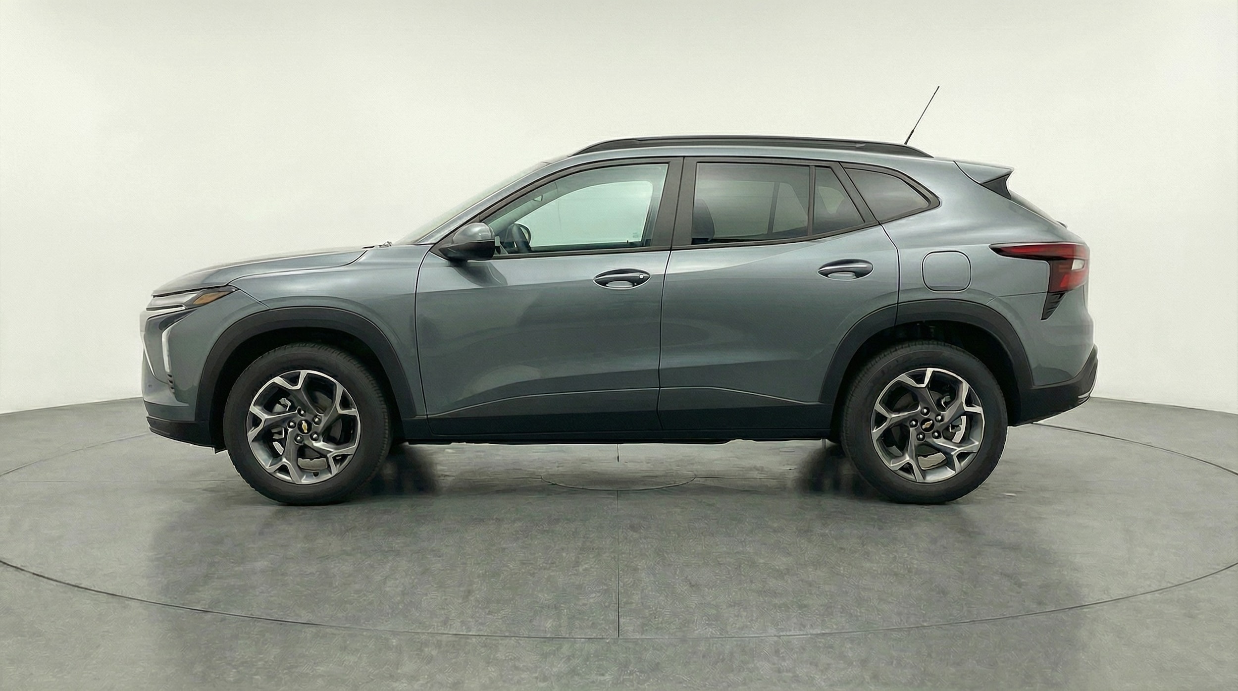 Thumbnail: 2025 Chevrolet Trax - 4