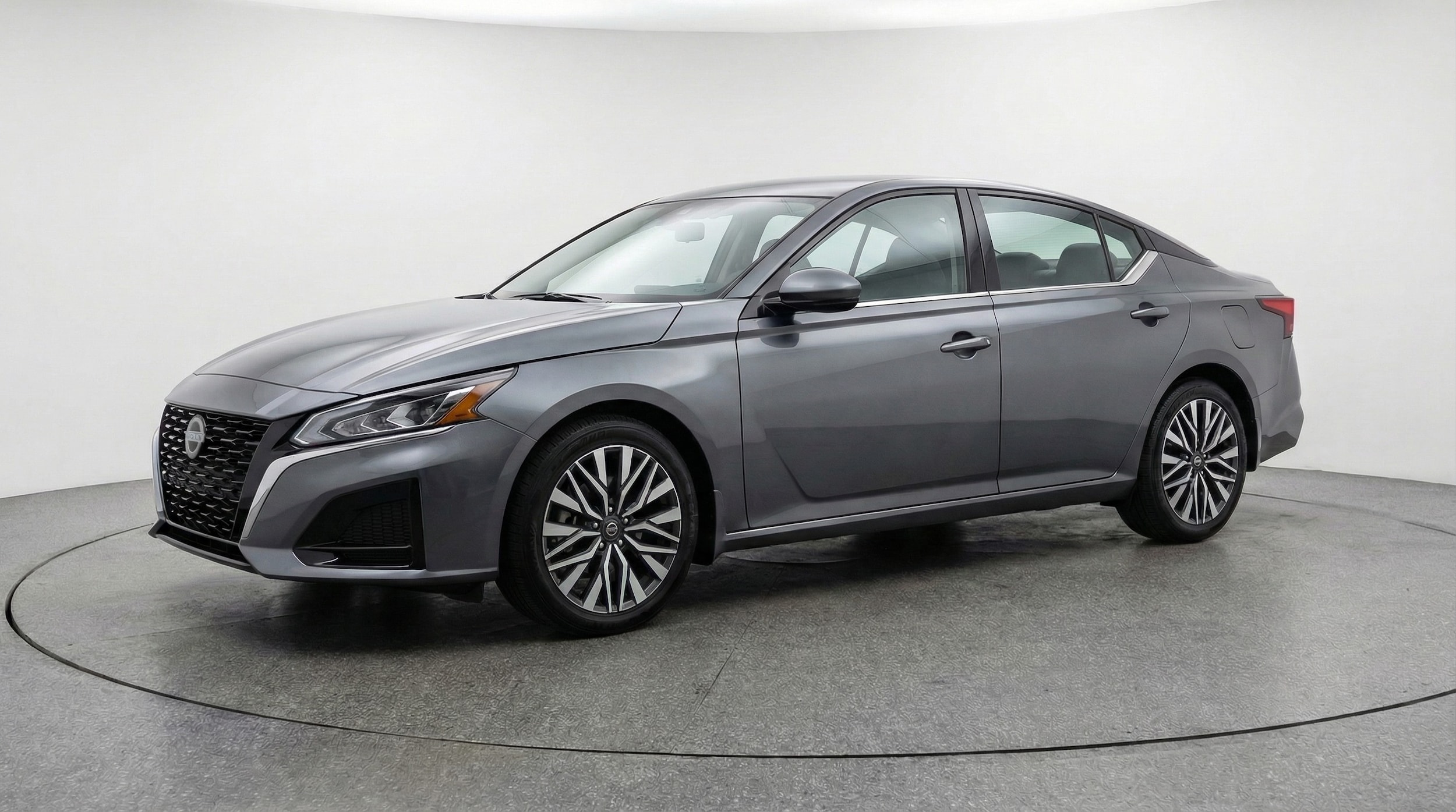 Thumbnail: 2025 Nissan Altima - 3