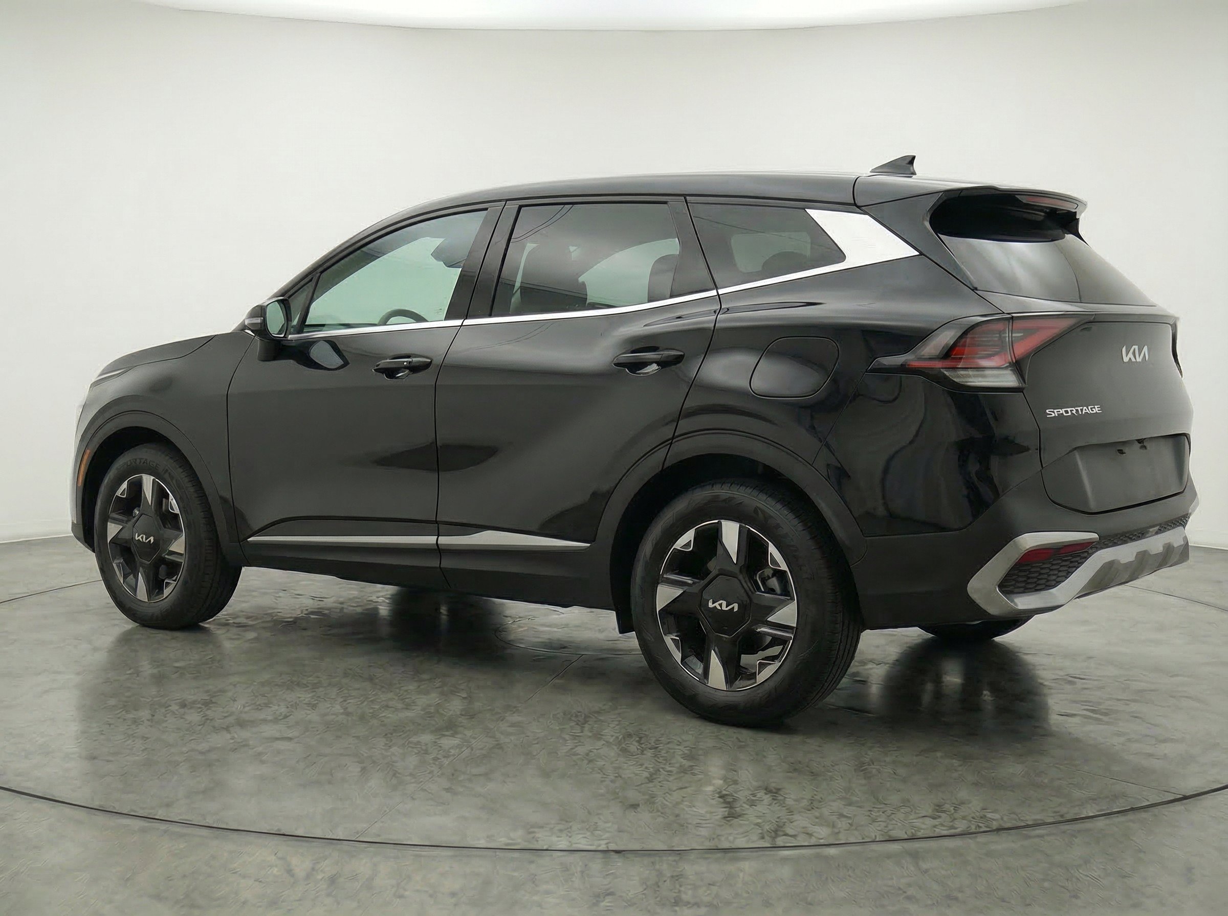 Thumbnail: 2026 Kia Sportage - 6