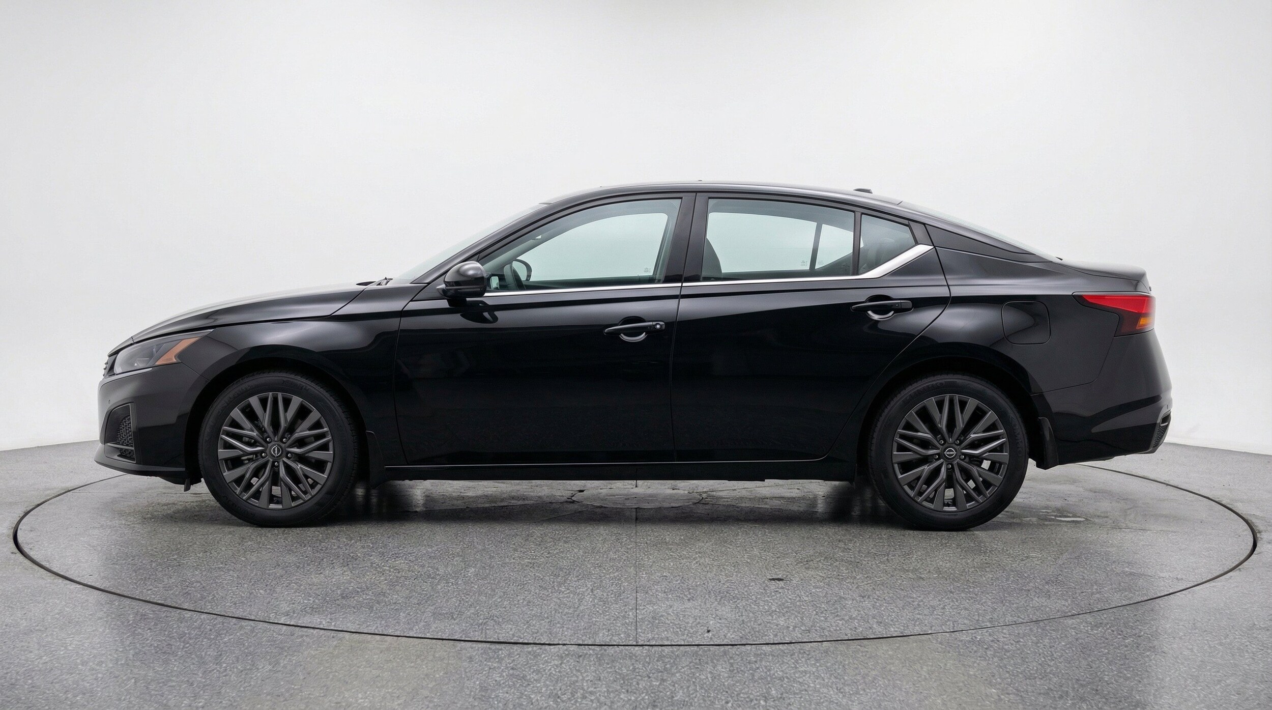 Thumbnail: 2026 Nissan Altima - 5