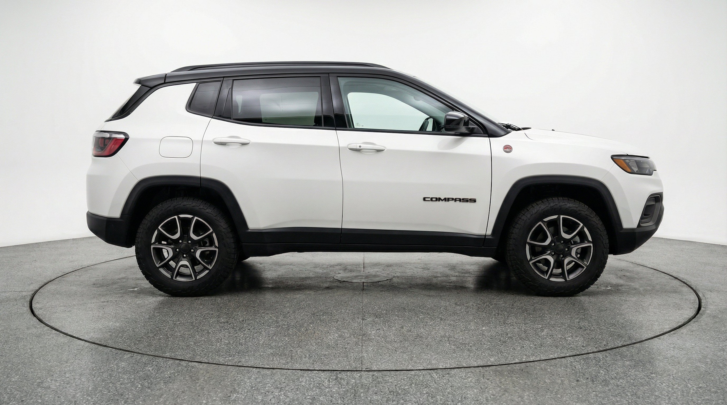 Thumbnail: 2025 Jeep Compass - 11