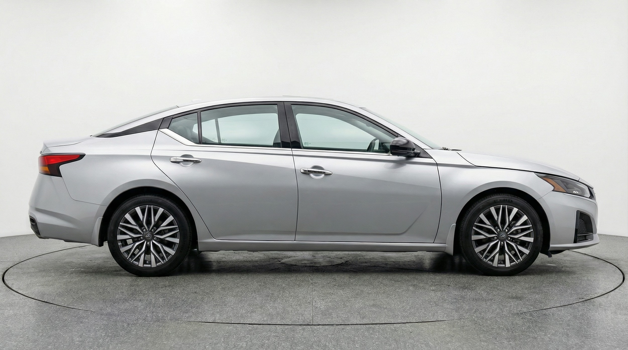 Thumbnail: 2025 Nissan Altima - 8