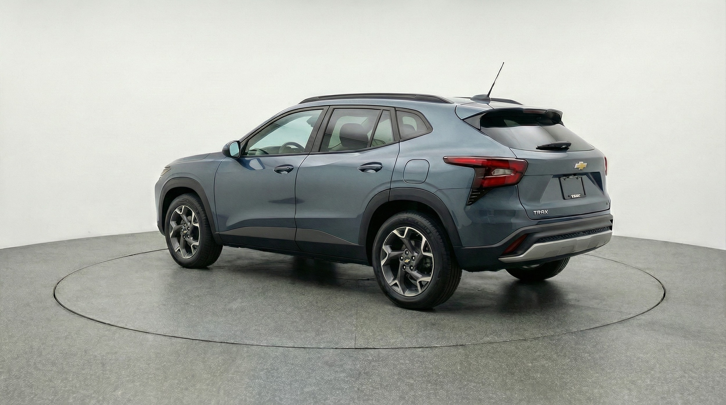 Thumbnail: 2025 Chevrolet Trax - 5