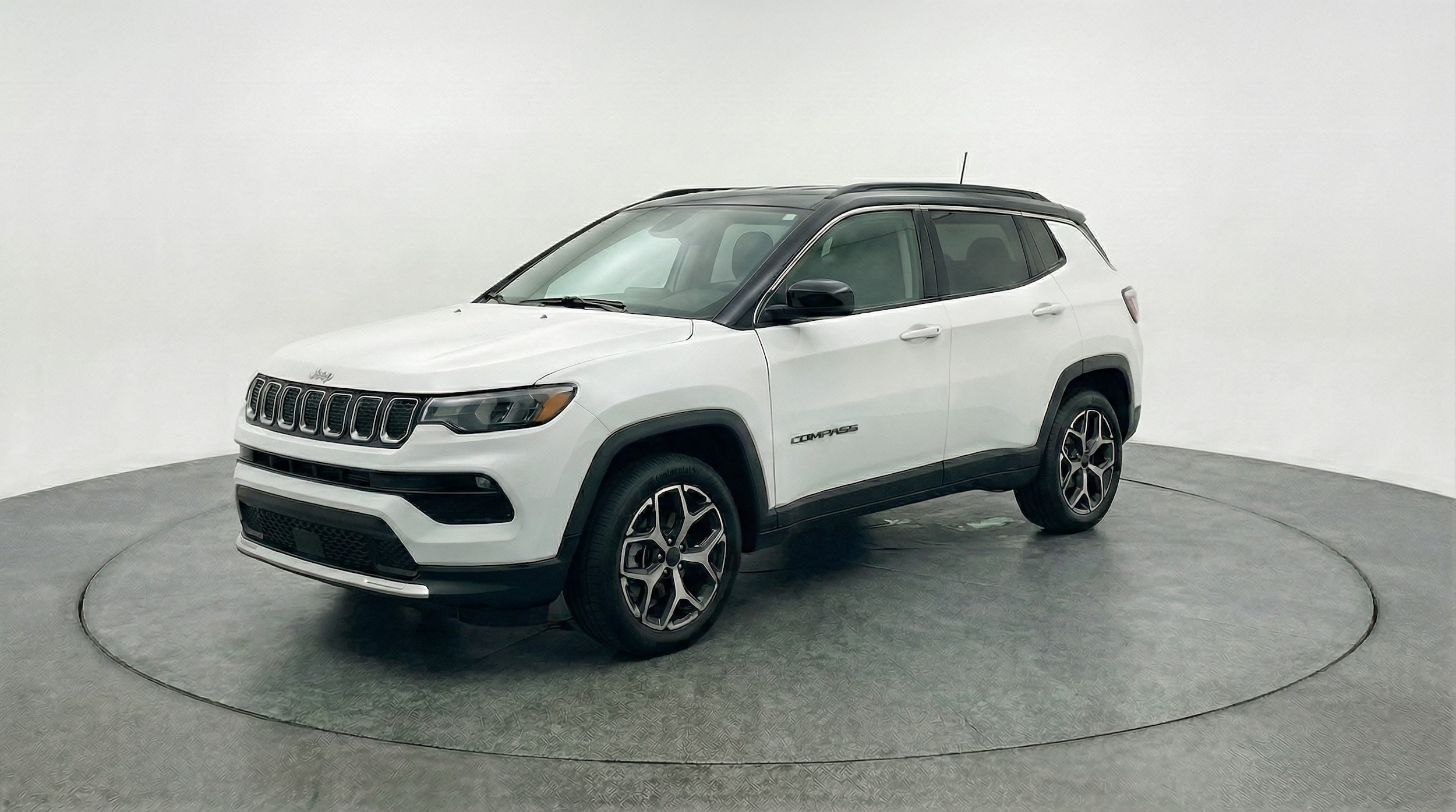 Thumbnail: 2025 Jeep Compass - 3